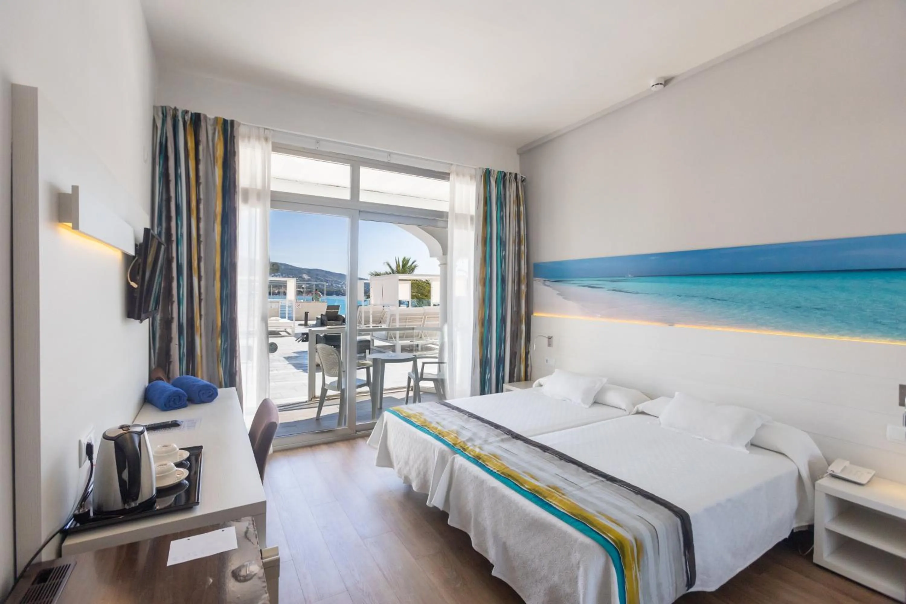 Bedroom, Bed in Seramar Hotel Comodoro Playa