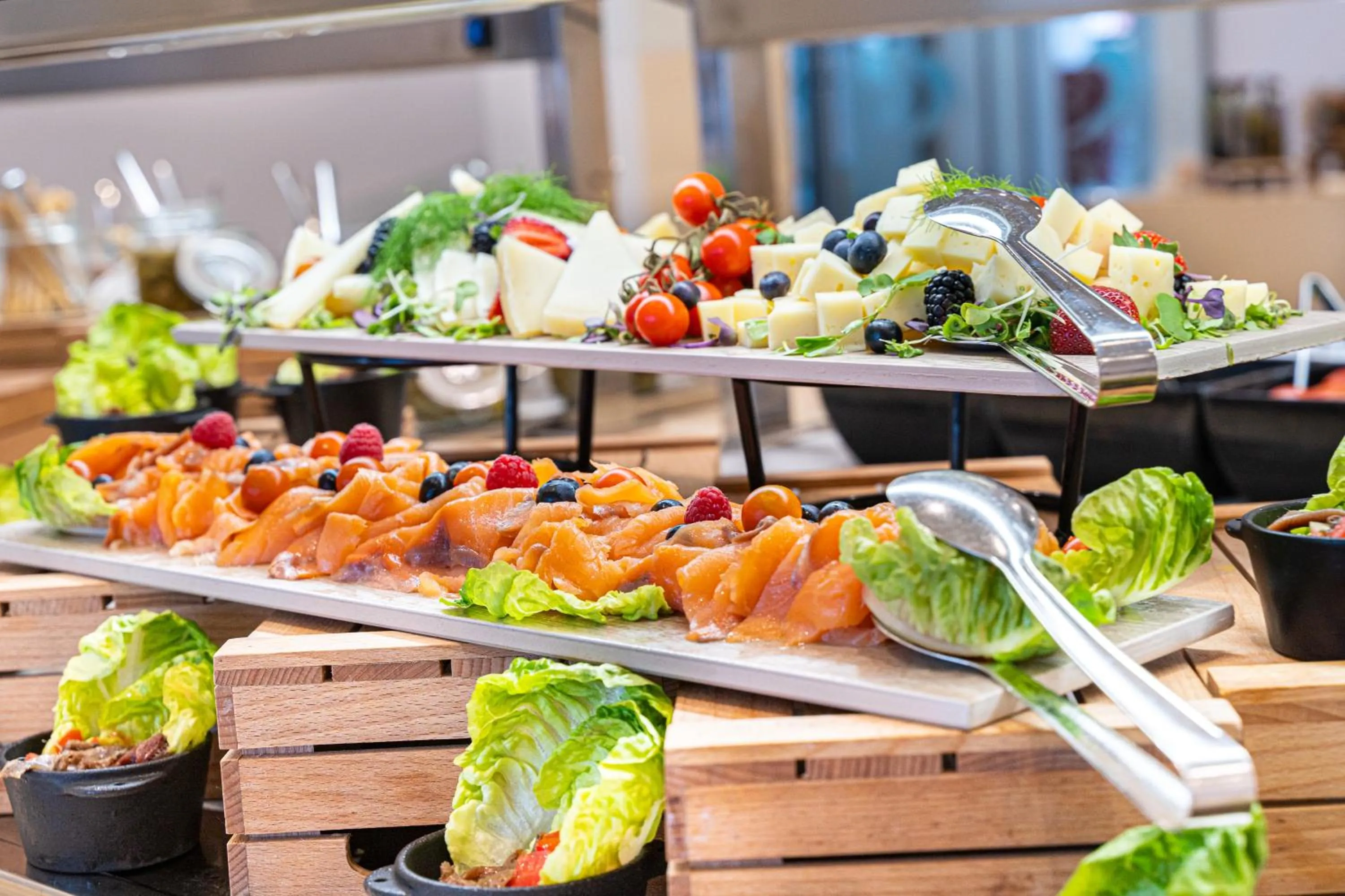 Restaurant/places to eat in Seramar Hotel Comodoro Playa