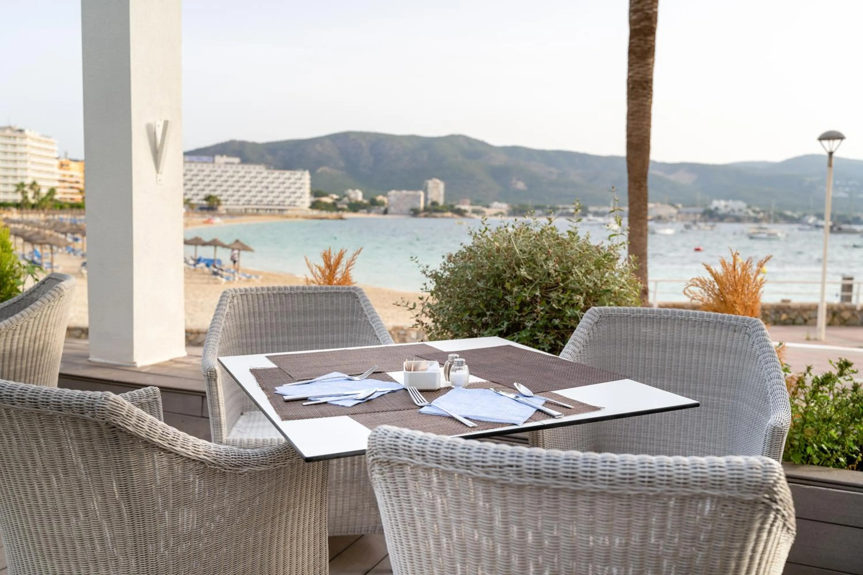 Balcony/Terrace in Seramar Hotel Comodoro Playa