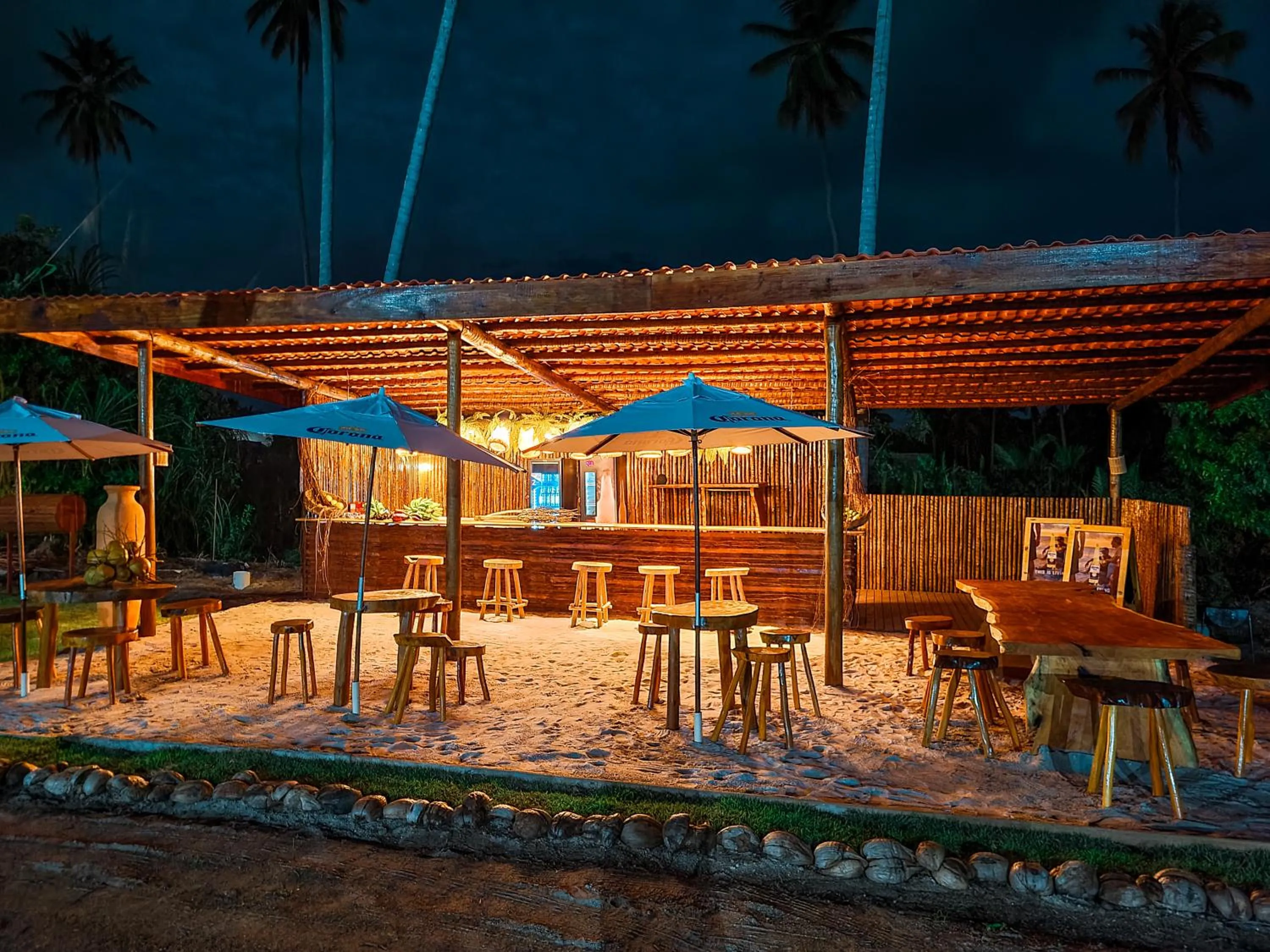 Restaurant/places to eat in Taboo Milagres