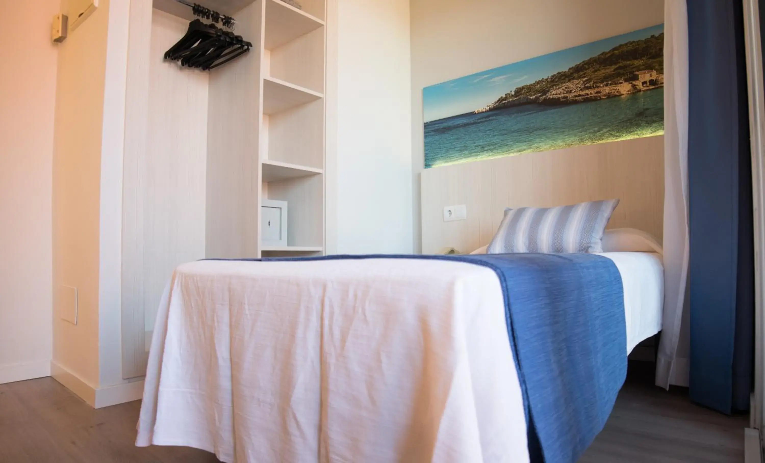 Economy Double Room in Seramar Hotel Luna Park Adults Only Economy Double Room in Seramar Hotel Luna Park Adults Only