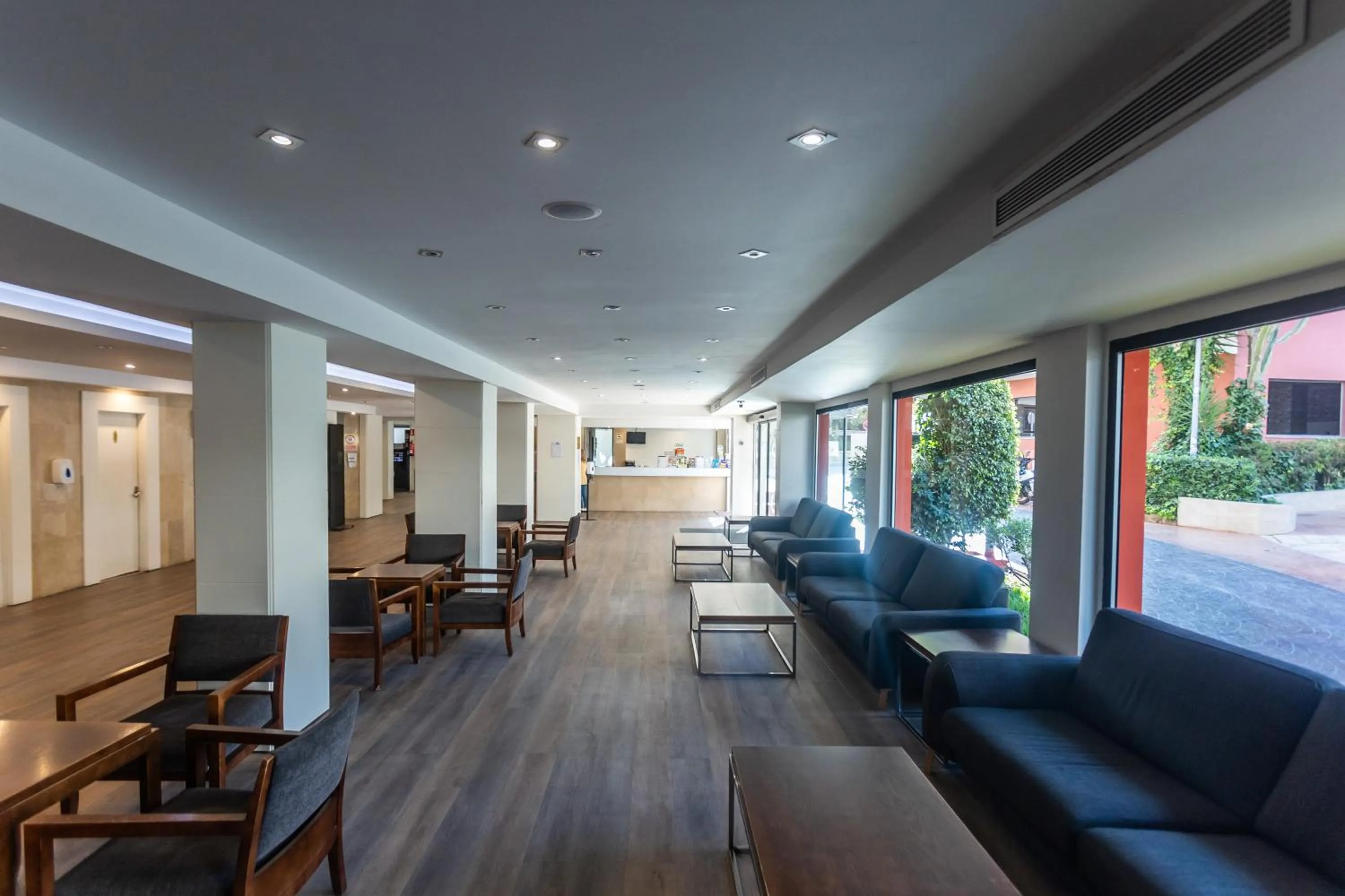 Lobby or reception in Seramar Hotel Luna Park Adults Only