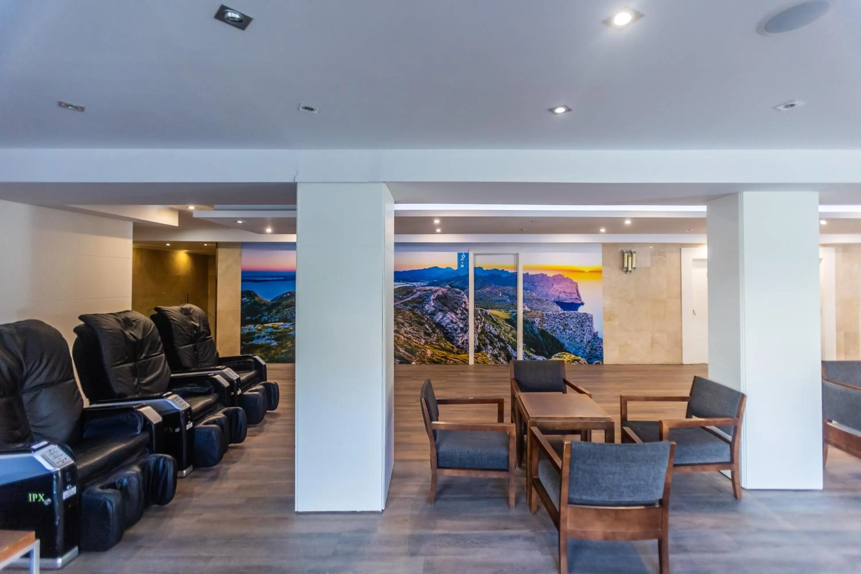 Lobby or reception in Seramar Hotel Luna Park Adults Only