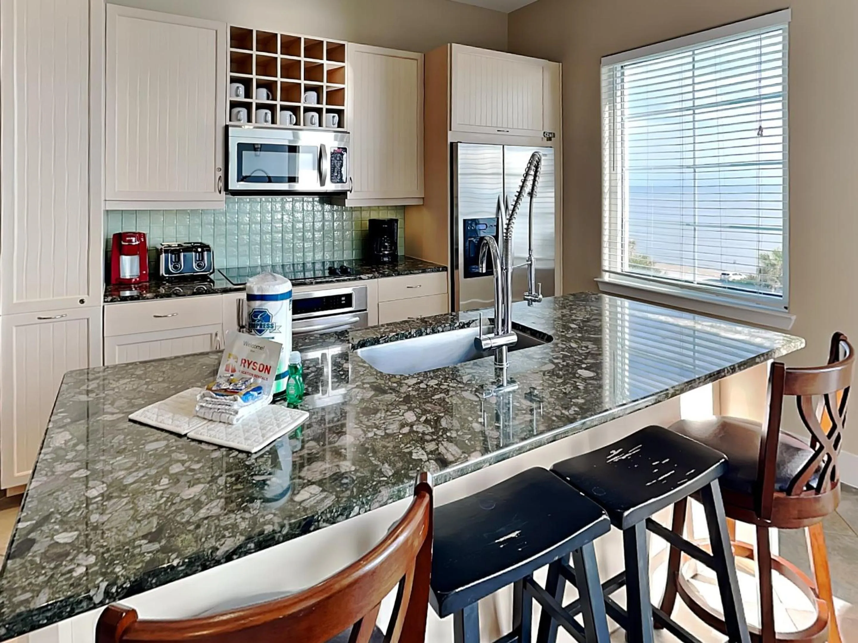 Precious Memories - Diamond Beach 513