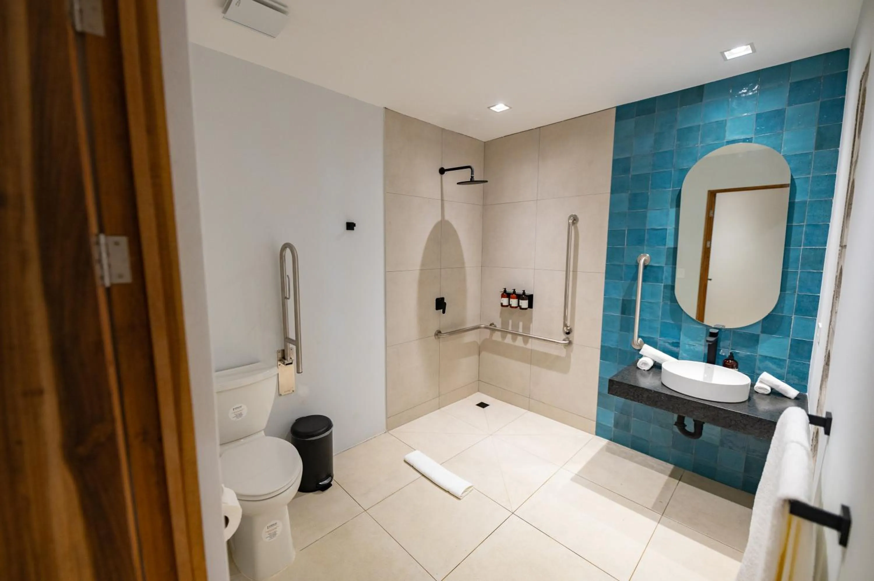 Shower in Marala Hotel