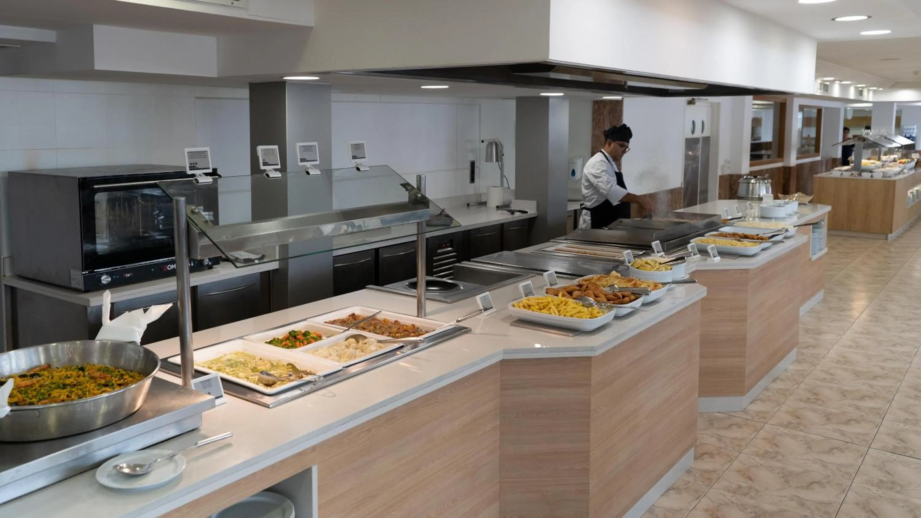 Restaurant/places to eat in BLUESEA Anba Romaní