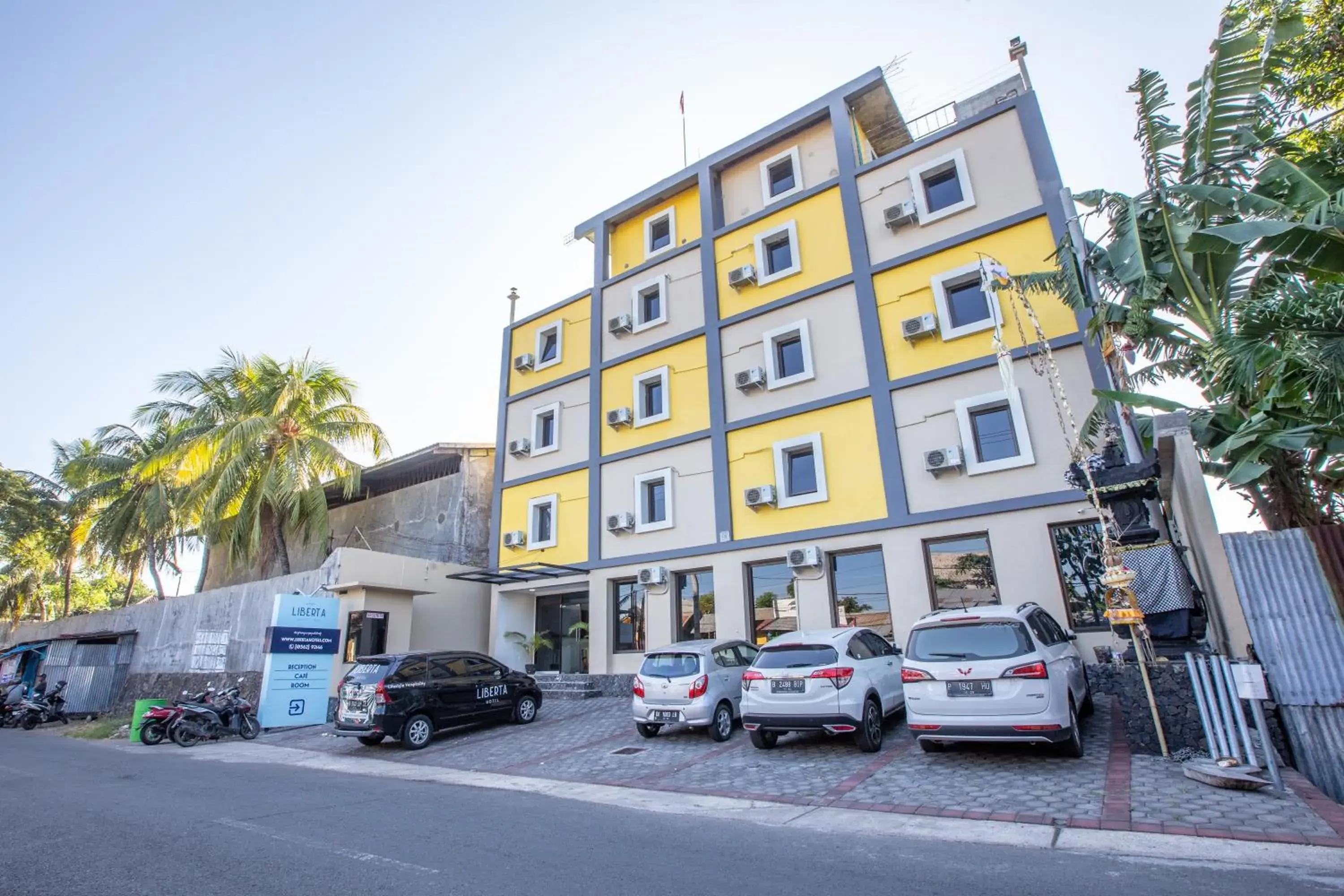 Liberta Home Seririt Bali Liberta Home Seririt Bali