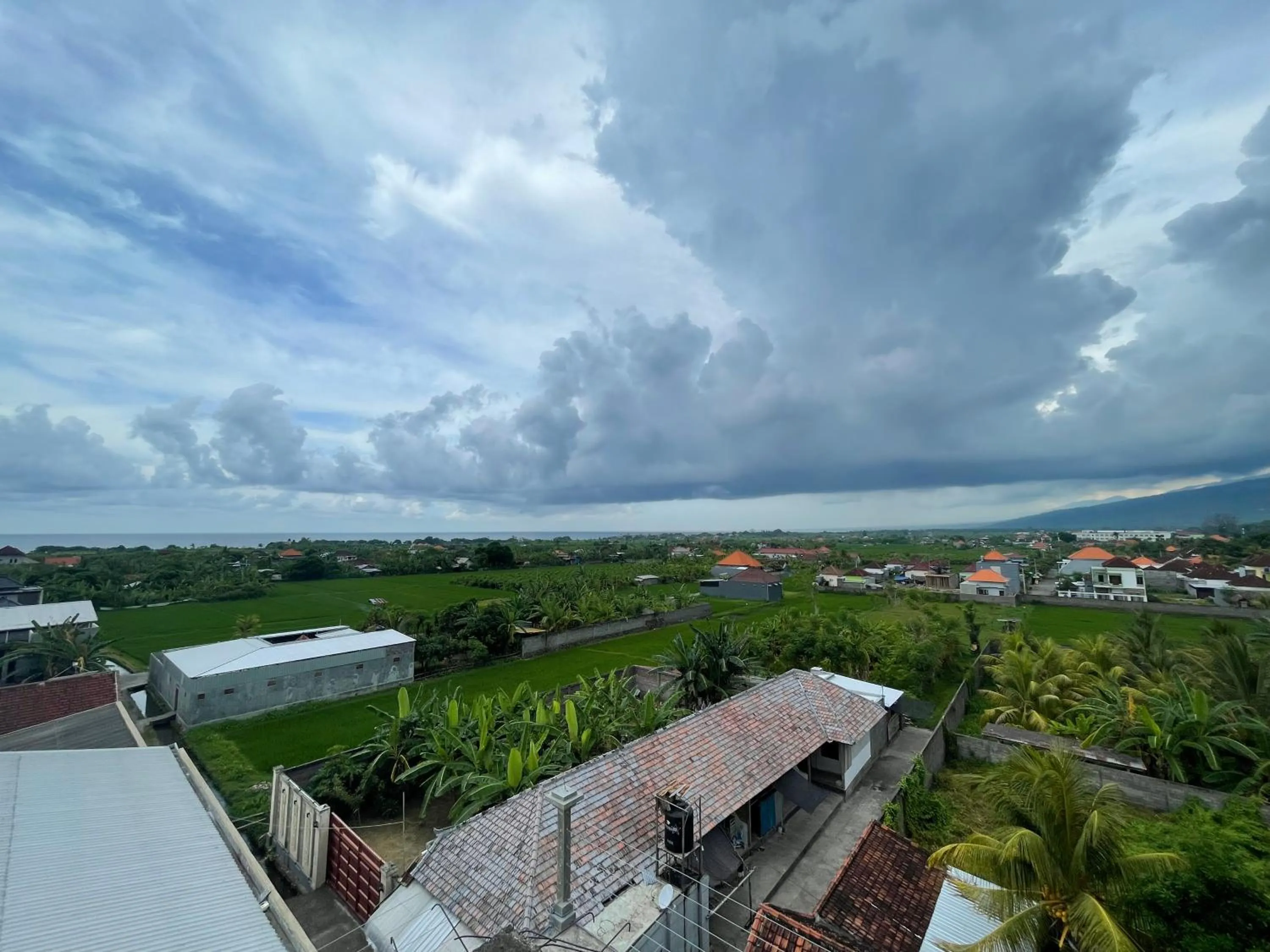 Day in Liberta Home Seririt Bali