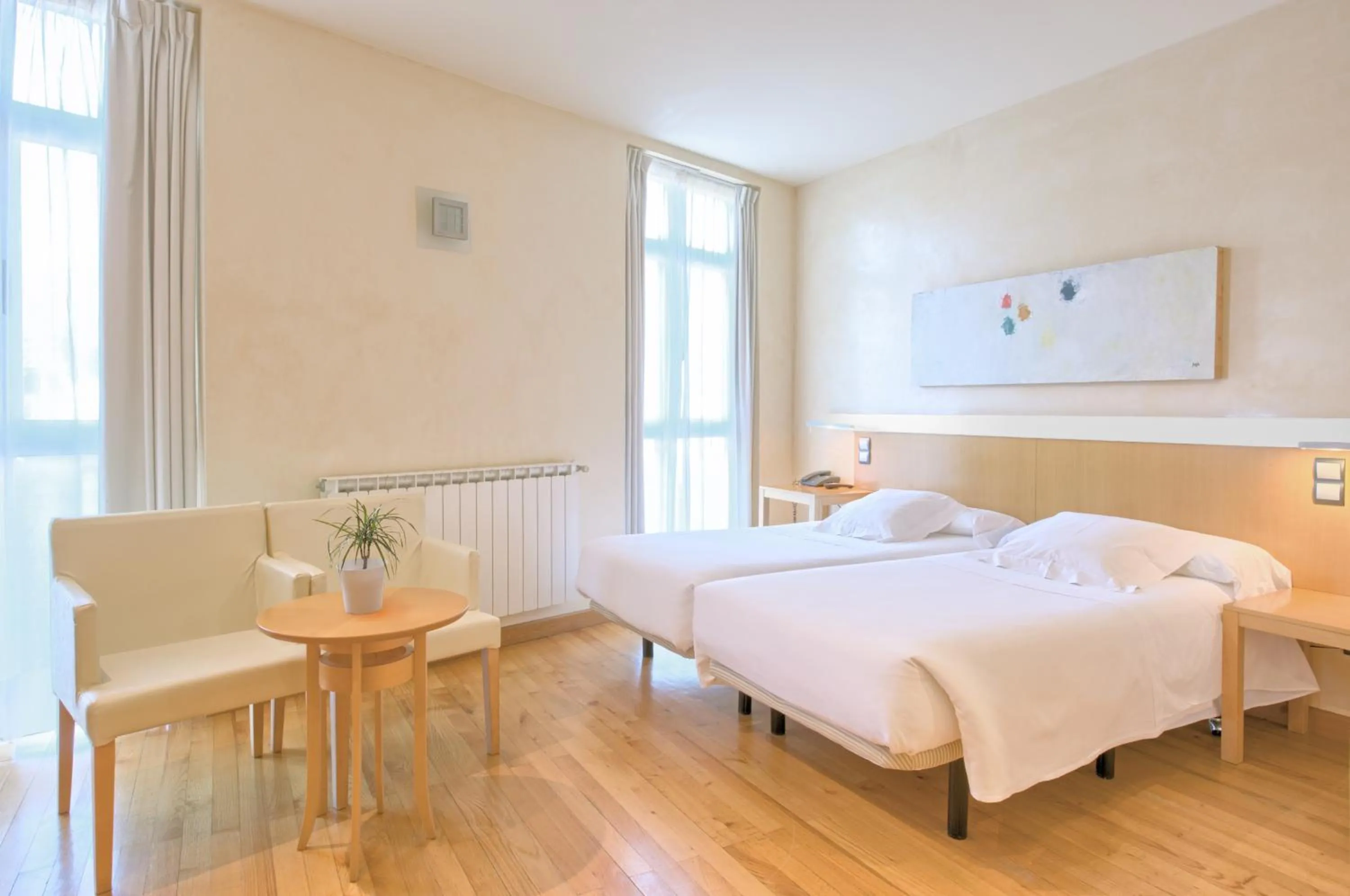 Photo of the whole room in Hotel Nochendi