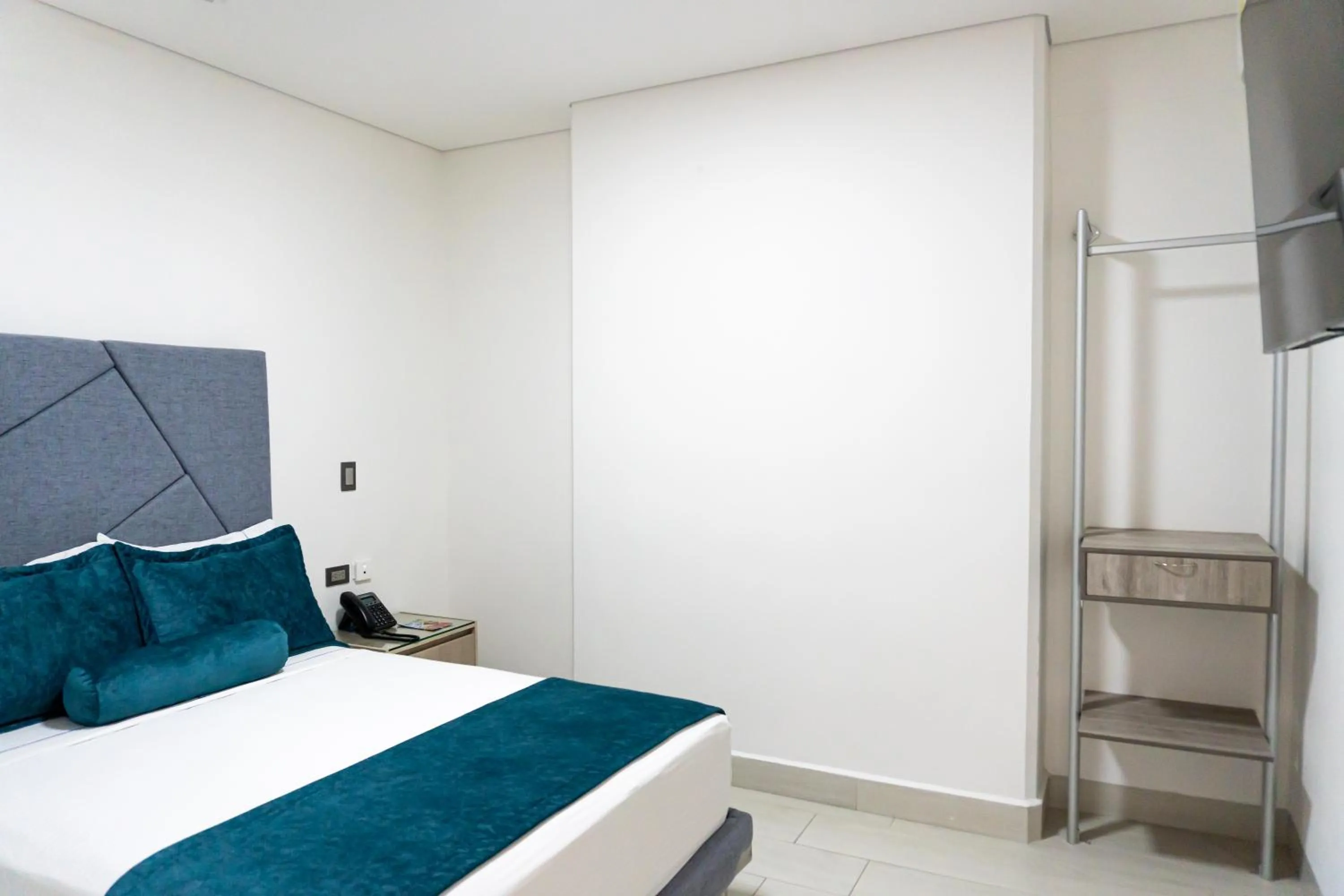 Bedroom, Bed in Hotel Marco Polo Rodadero