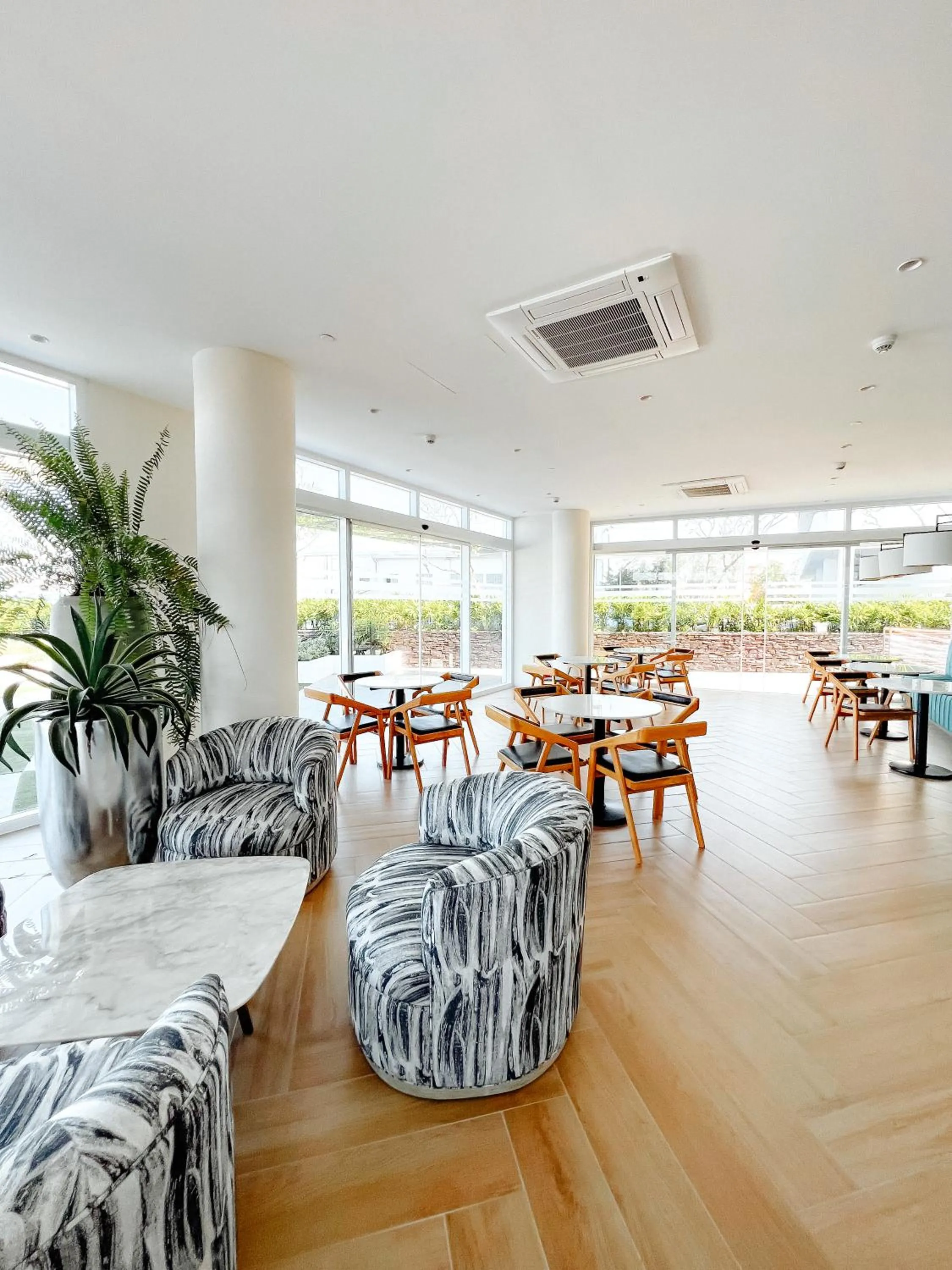 Restaurant/places to eat in Serenity Sanctuary at Azure North Residences