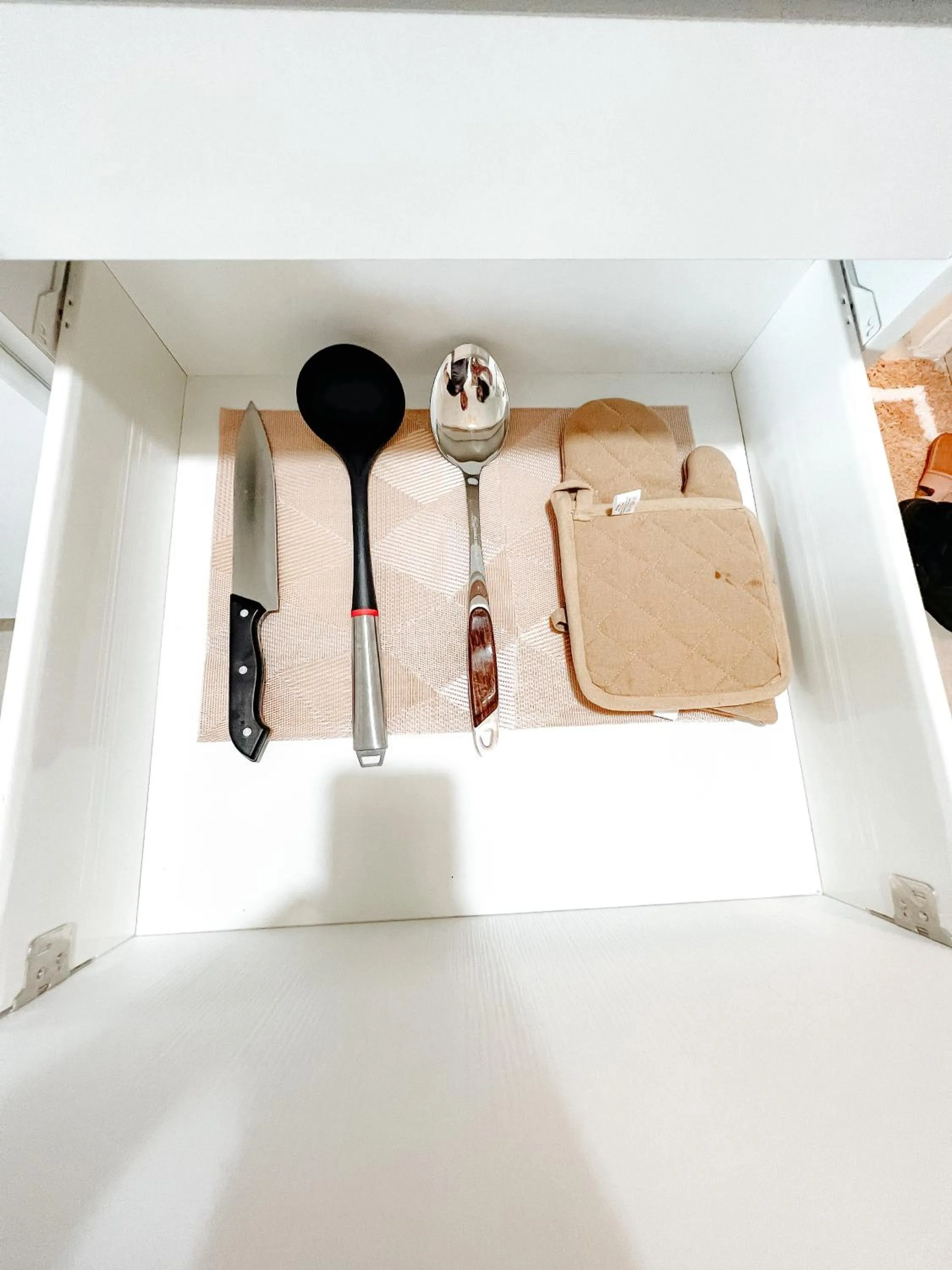 Kitchen or kitchenette in Serenity Sanctuary at Azure North Residences