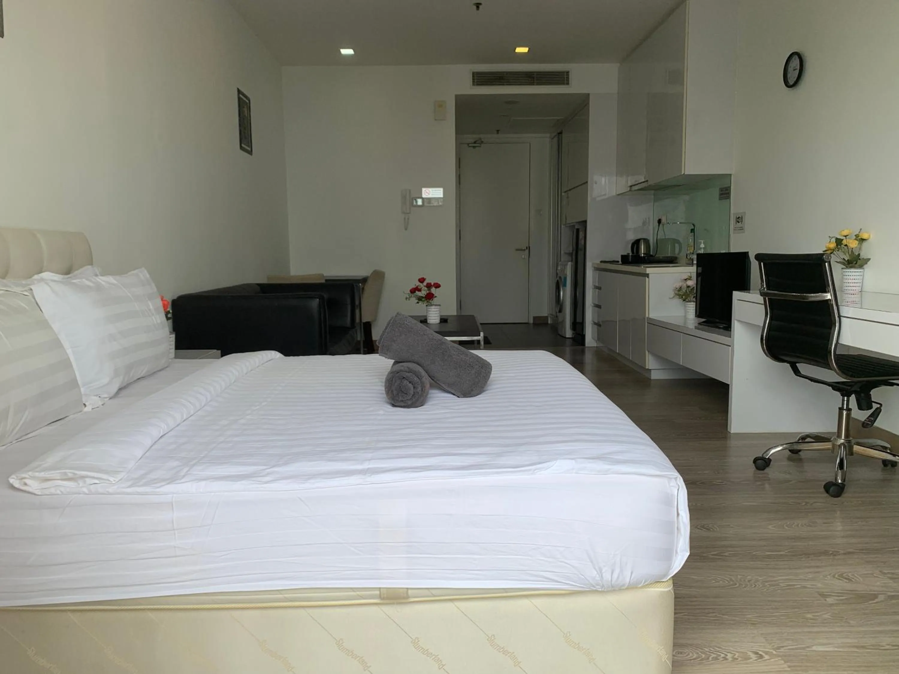Bed in RS Suites In Bukit Bintang