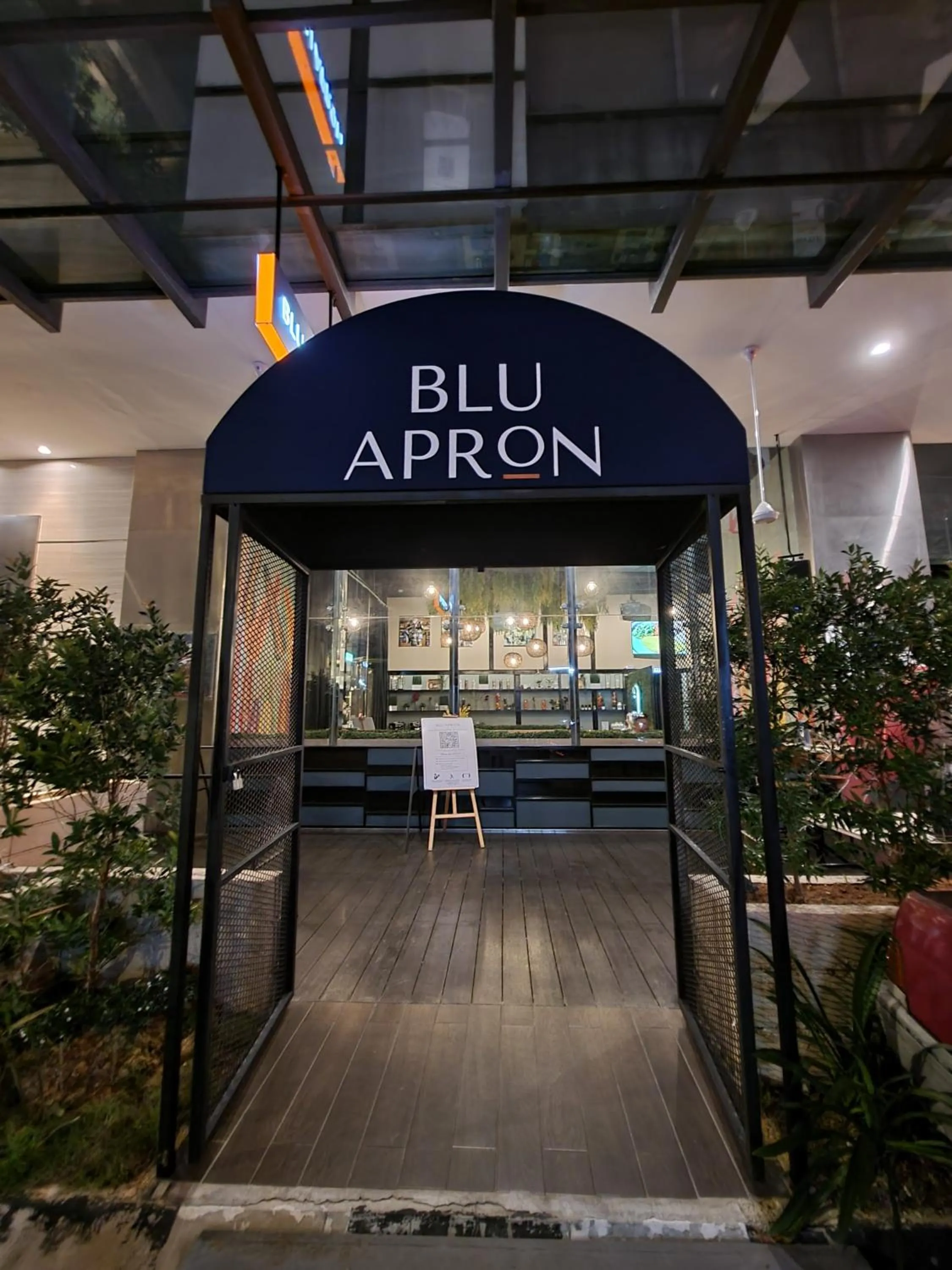 Restaurant/places to eat in RS Suites In Bukit Bintang