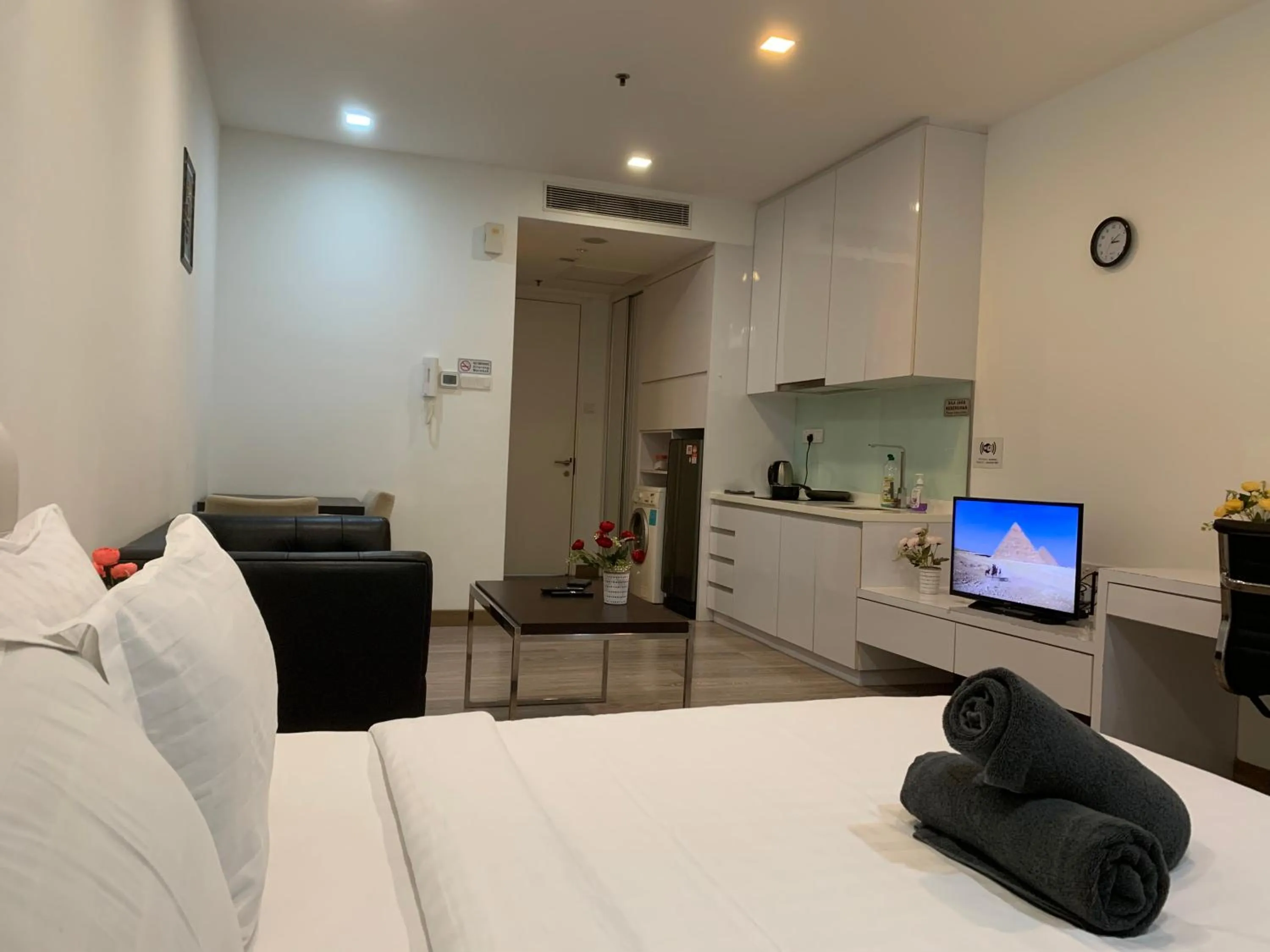 Bed in RS Suites In Bukit Bintang