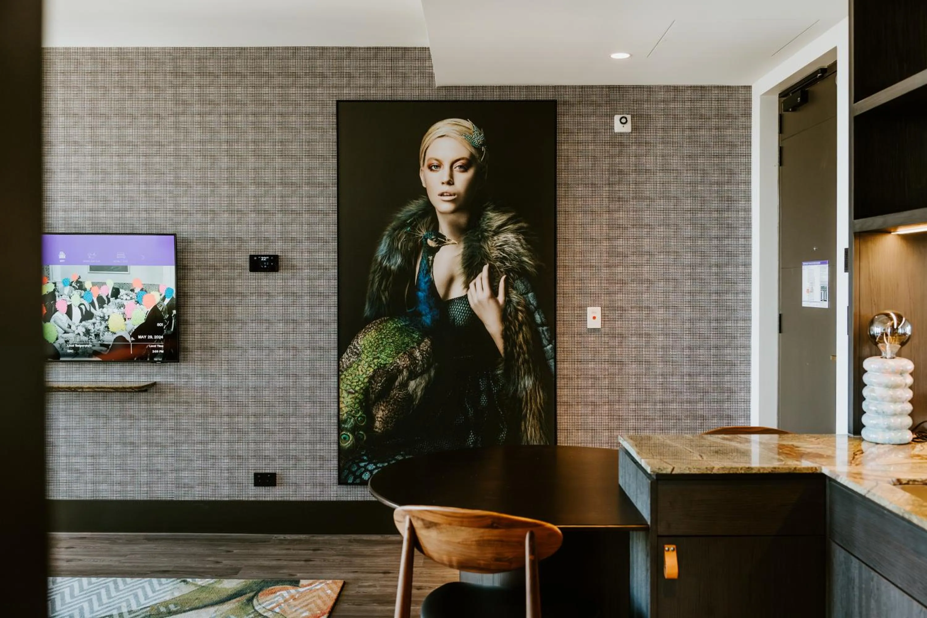 TV and multimedia in The Motley Hotel Richmond, Tapestry Collection by Hilton
