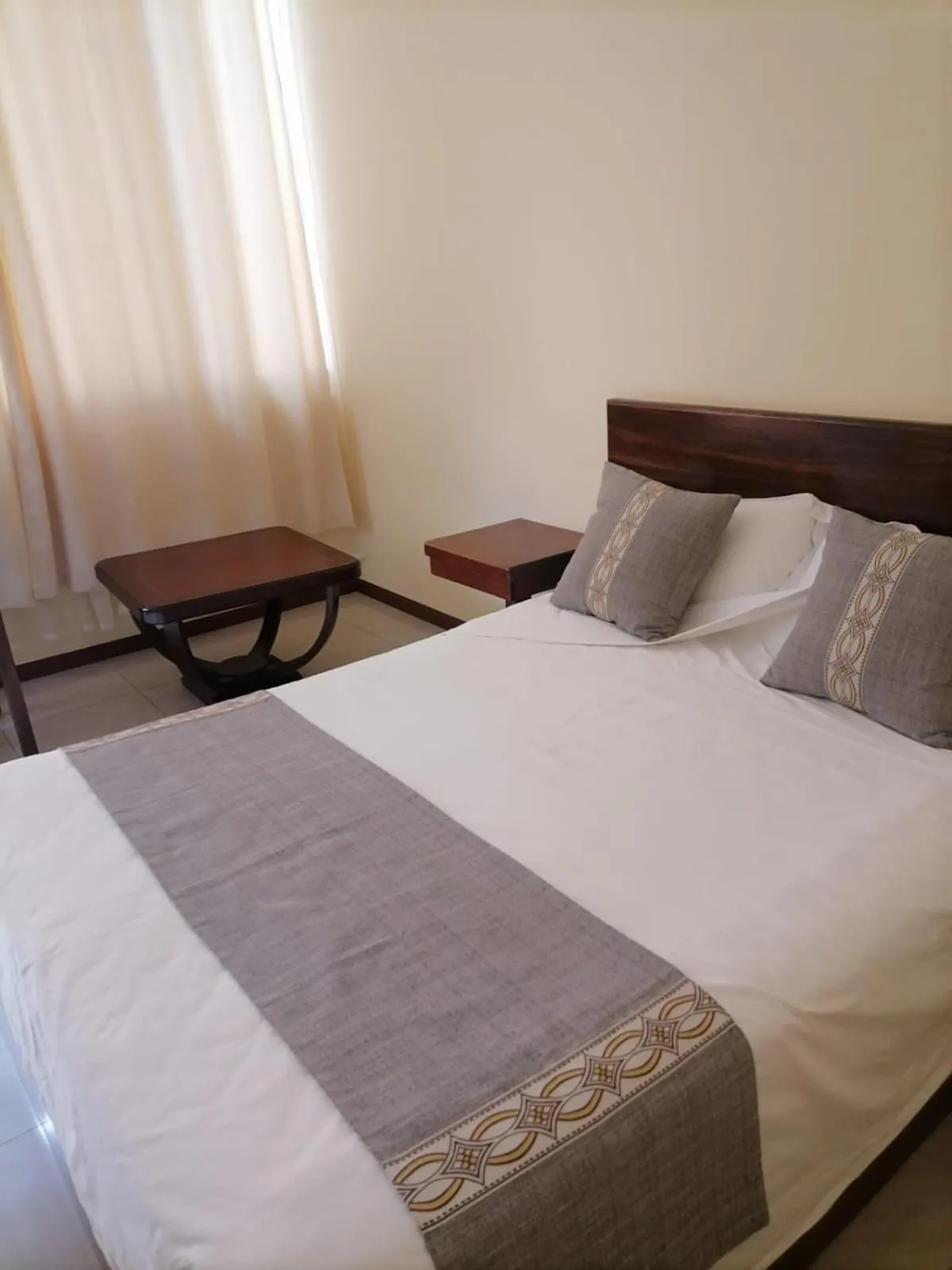 Bed in Villa Garita Inn