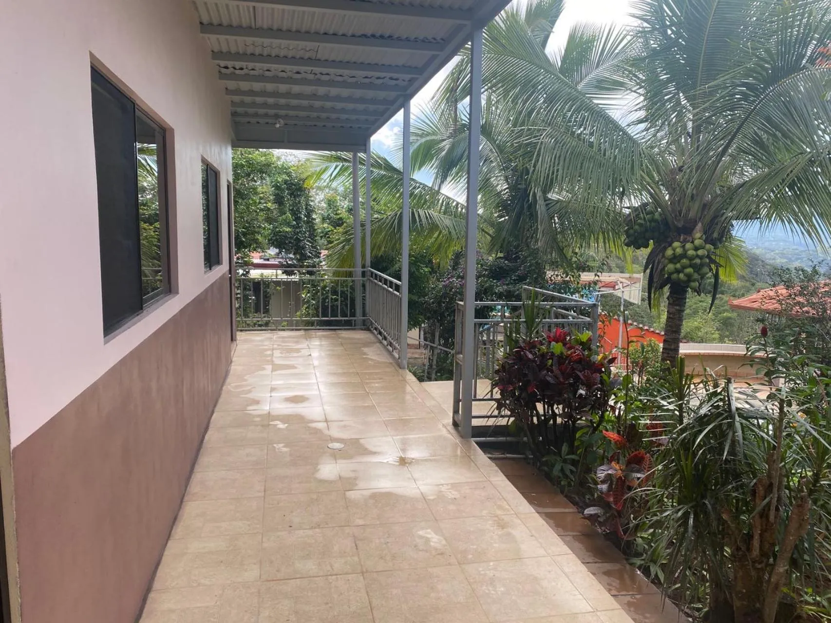 Property building in Villa Garita Inn