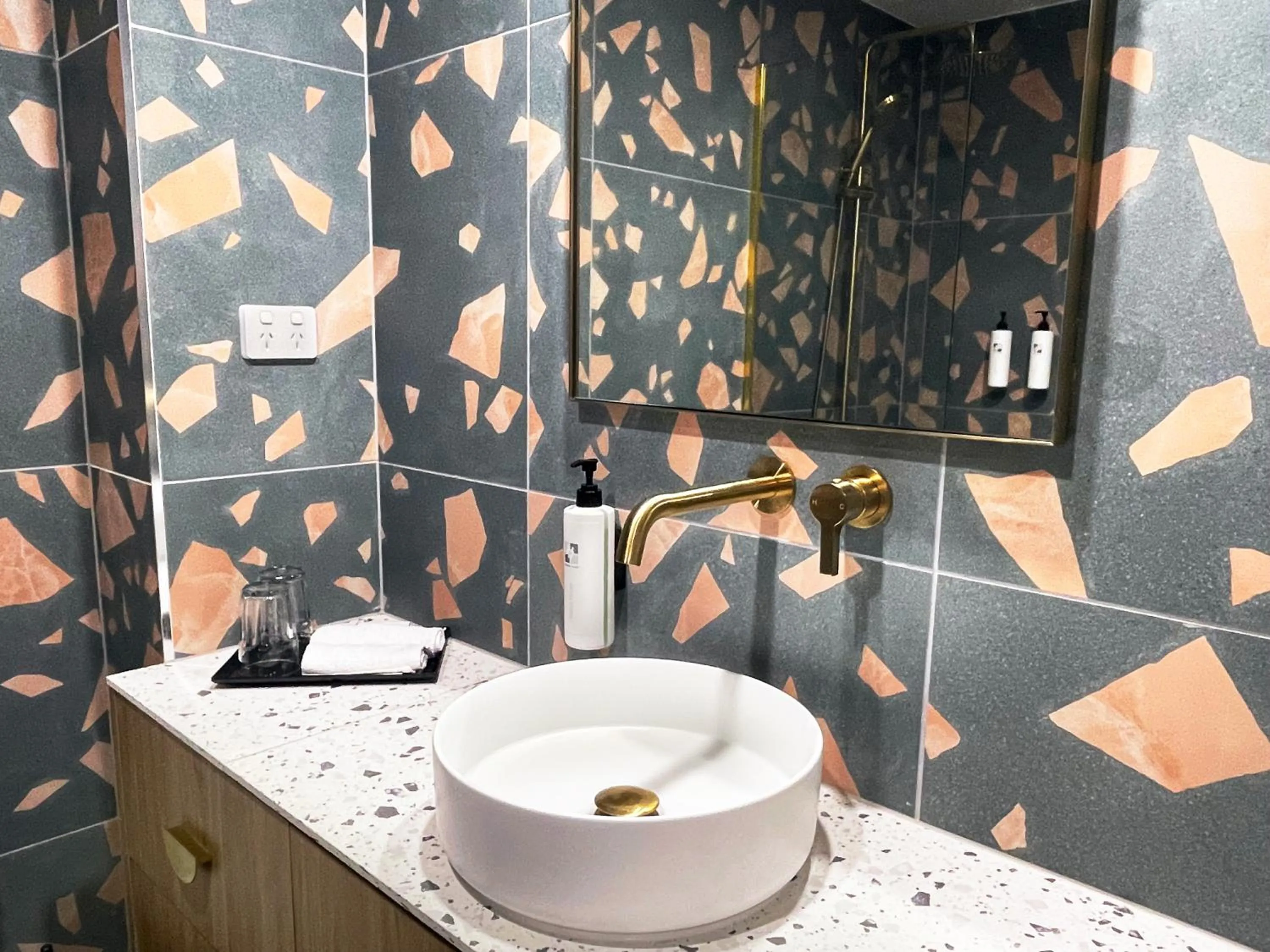 Bathroom in Swiss-Belhotel Woolloongabba, Brisbane