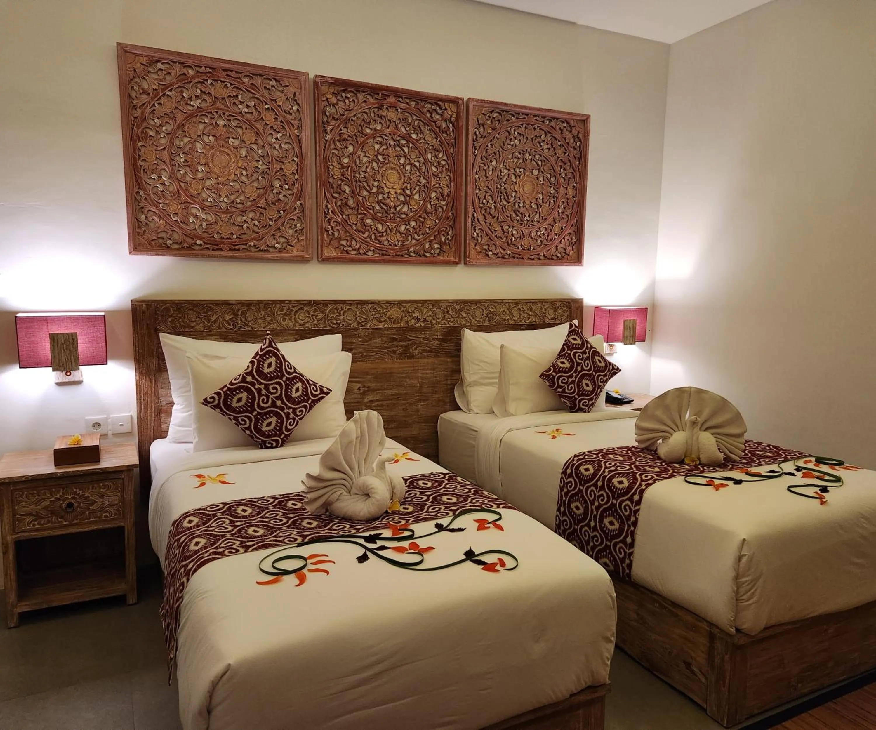 Bed in Pinggala Villa Ubud