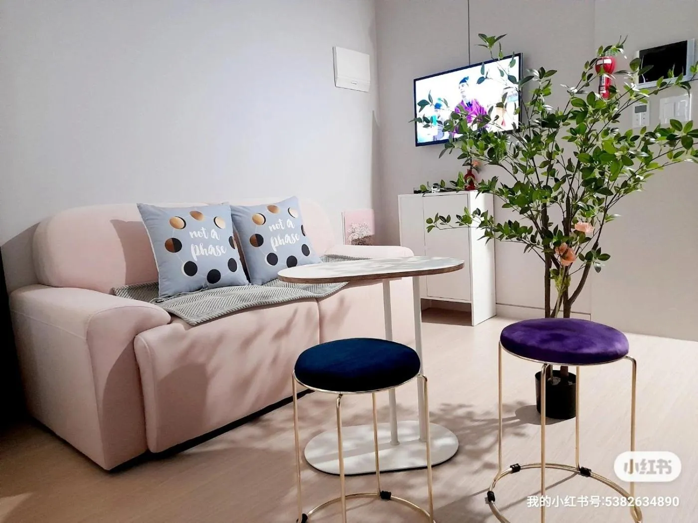 Seating area in Wellstay hotel Incheon