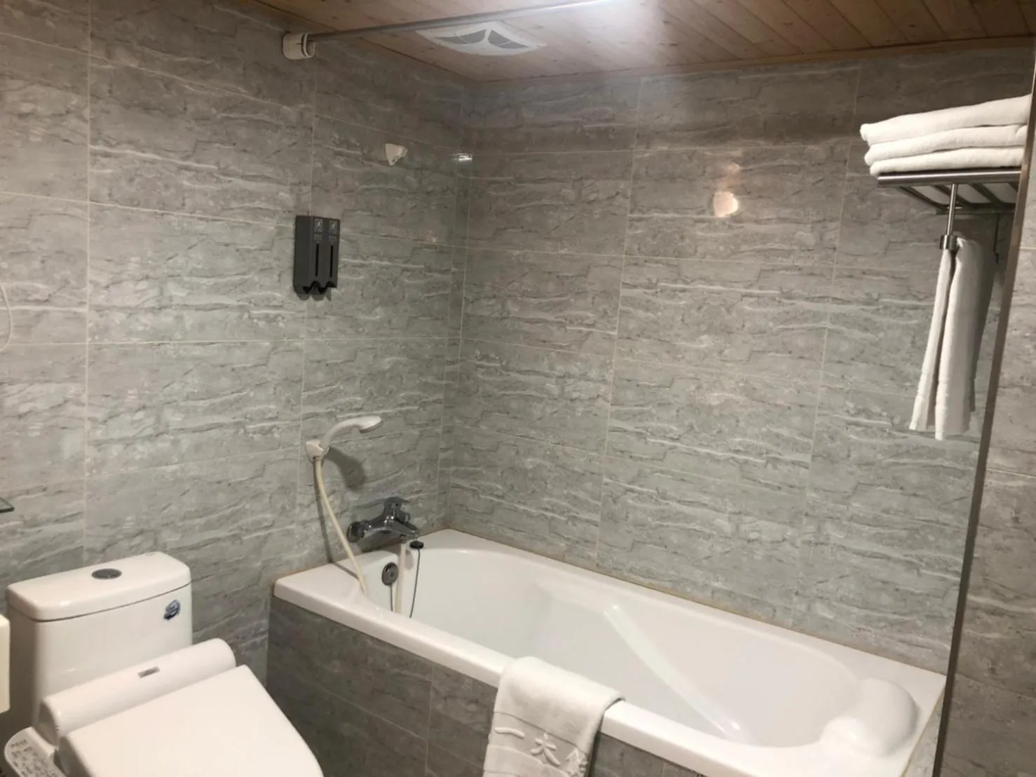 Bathroom in Unite Hotel