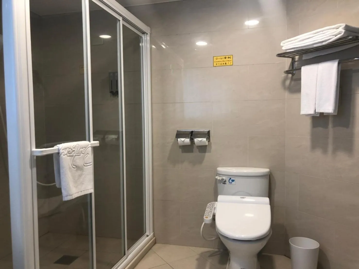 Bathroom in Unite Hotel