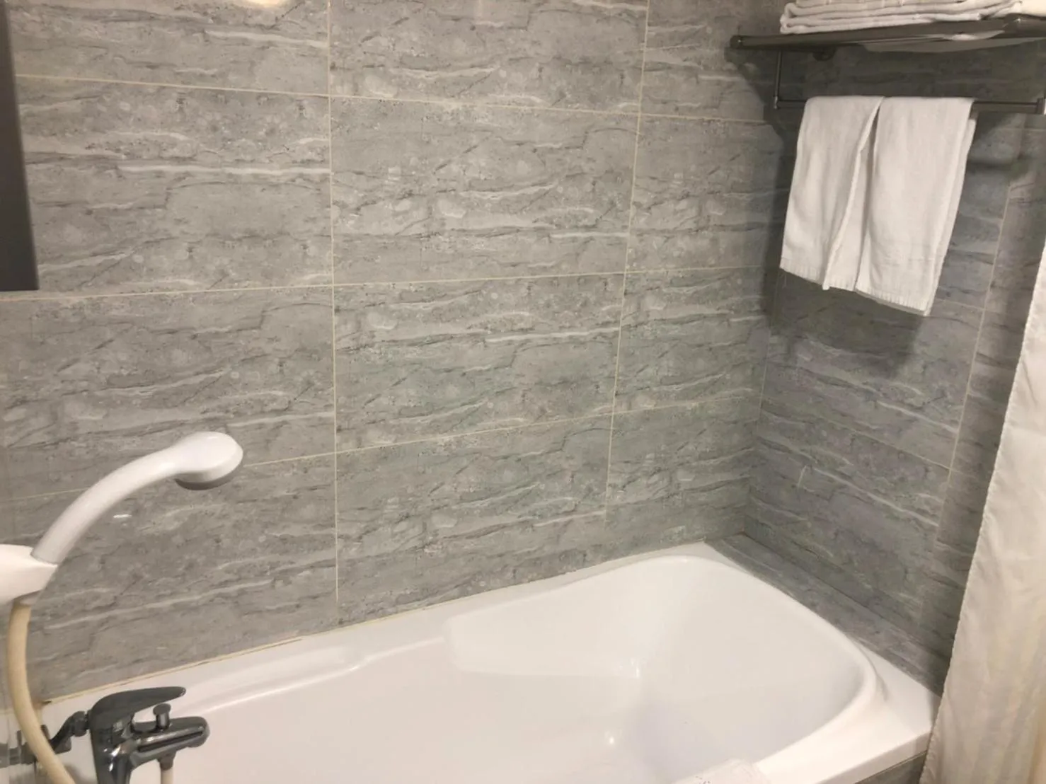 Bathroom in Unite Hotel