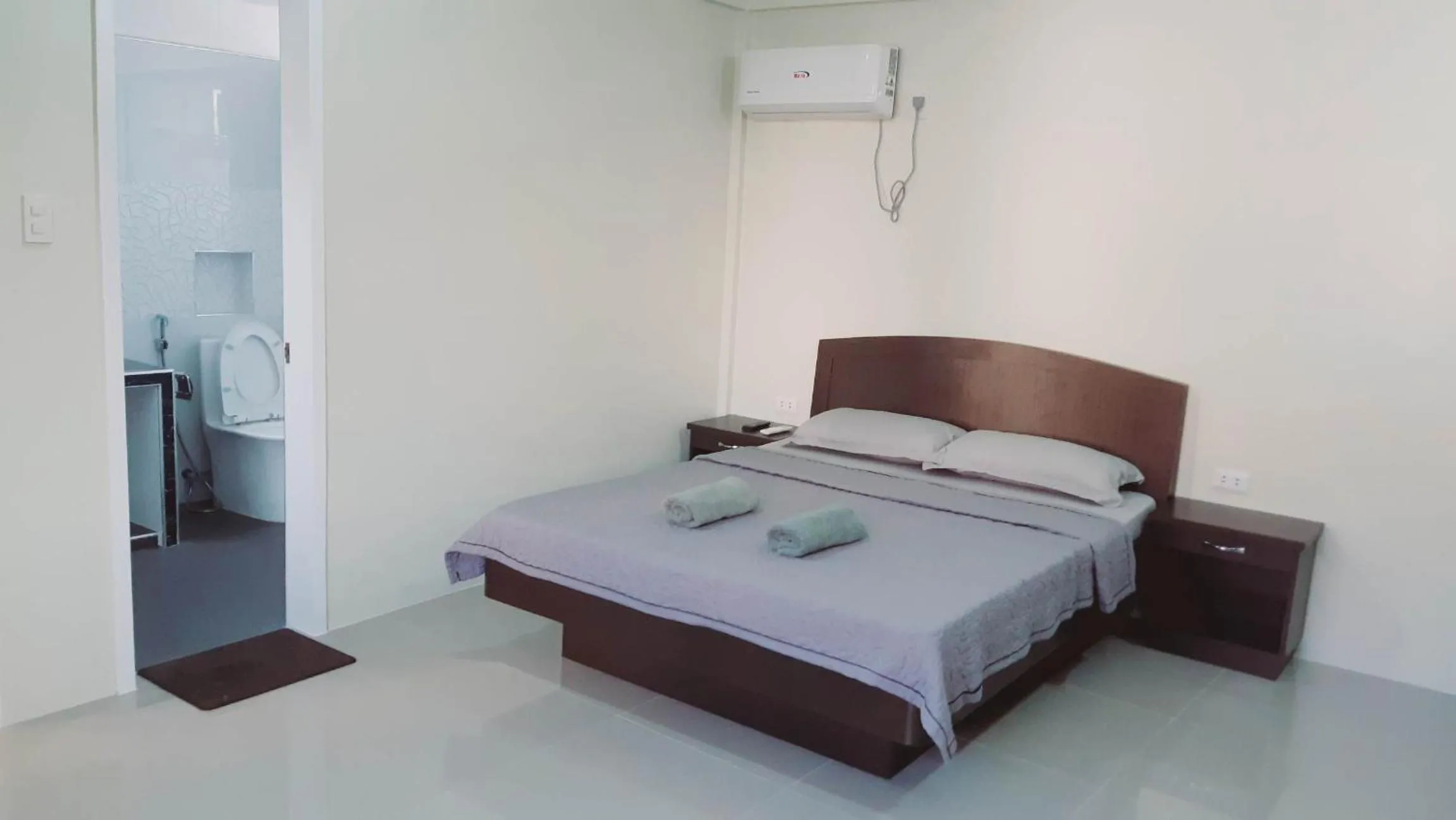 Bedroom, Bed in Avana Hills Boracay Prime Grand Suite 202