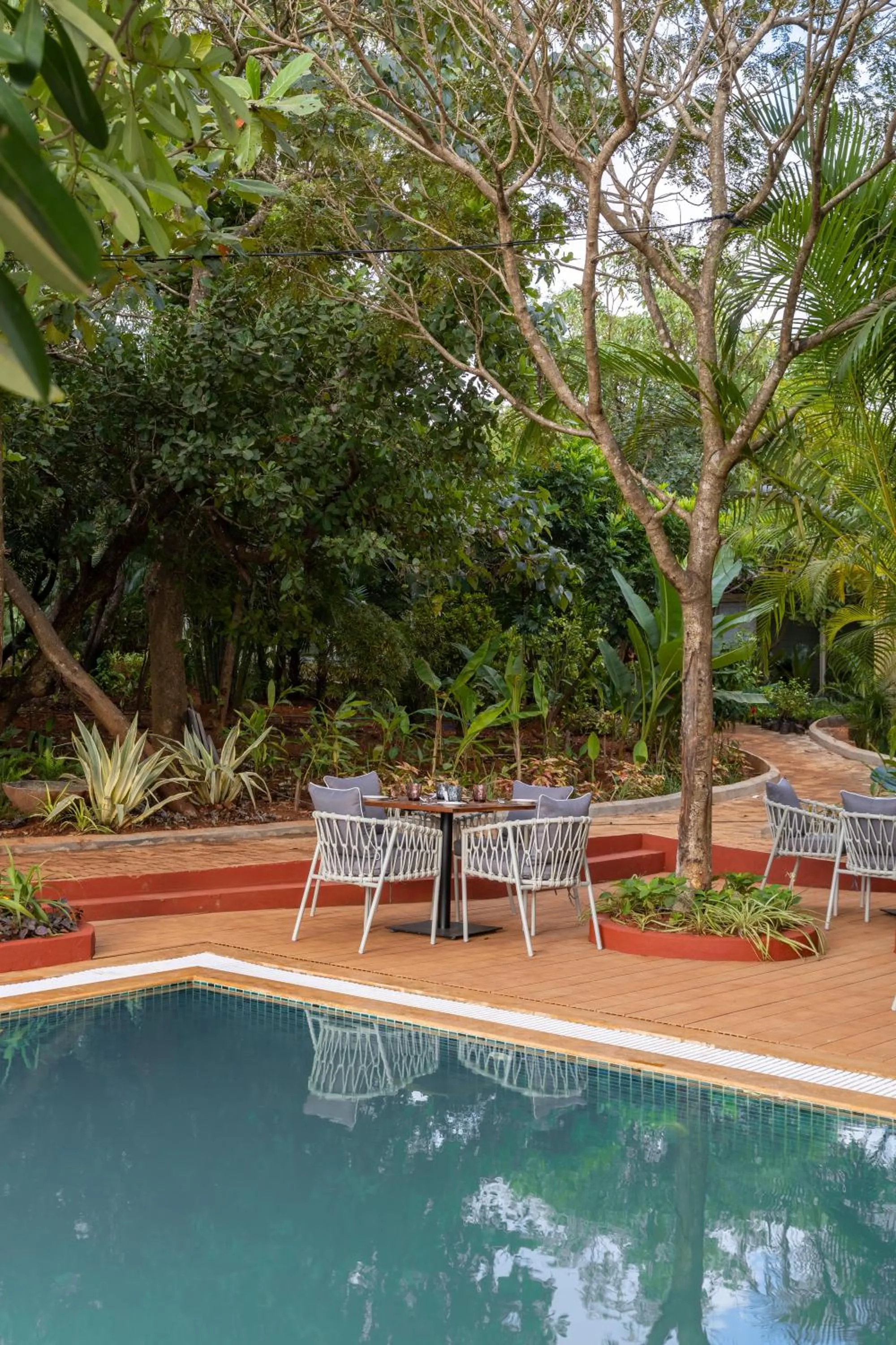 Swimming pool in LaRiSa Resort & Spa, Ashwem