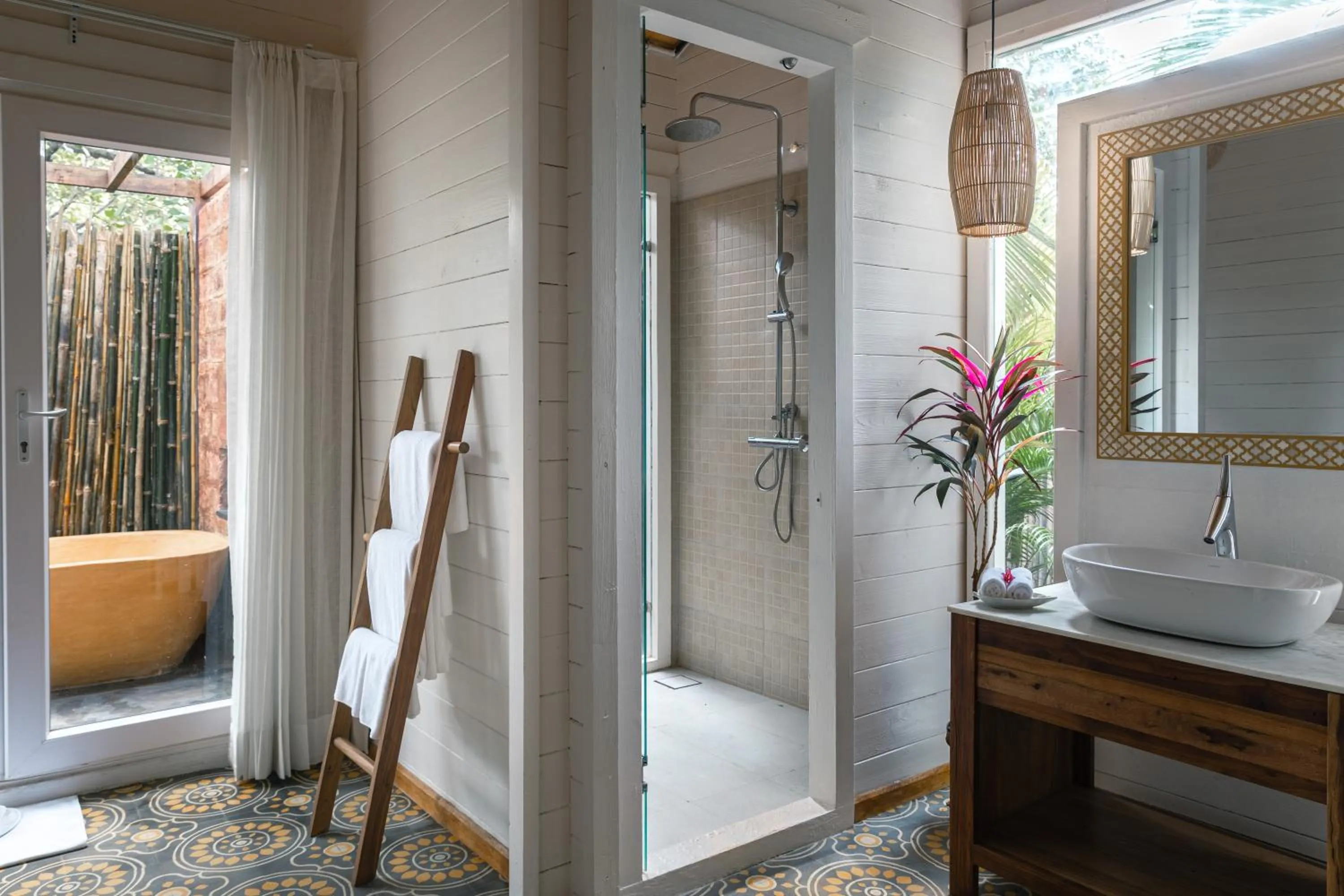 Bathroom in LaRiSa Resort & Spa, Ashwem