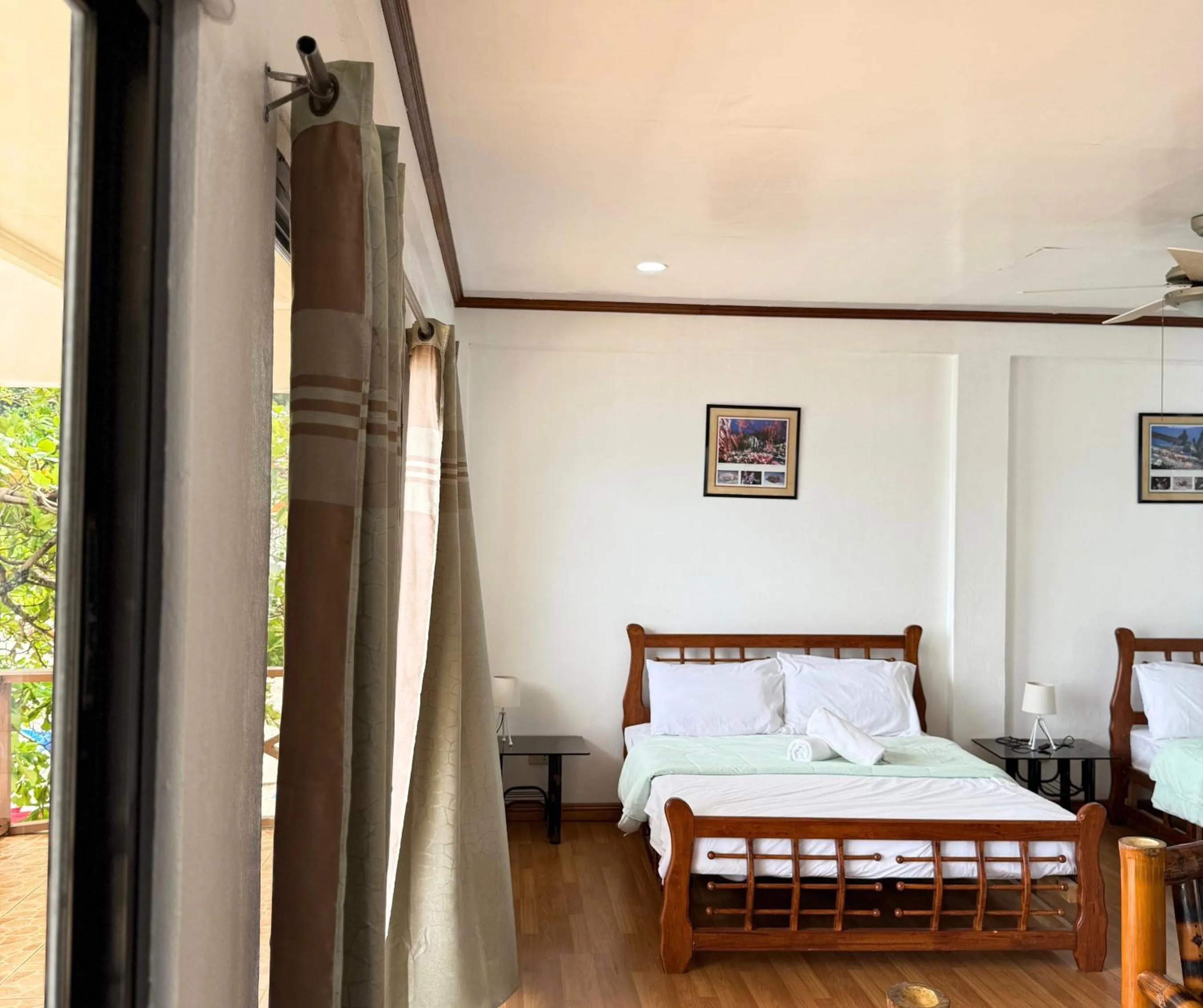 Bed in Lalaguna Beach Club & Dive Centre