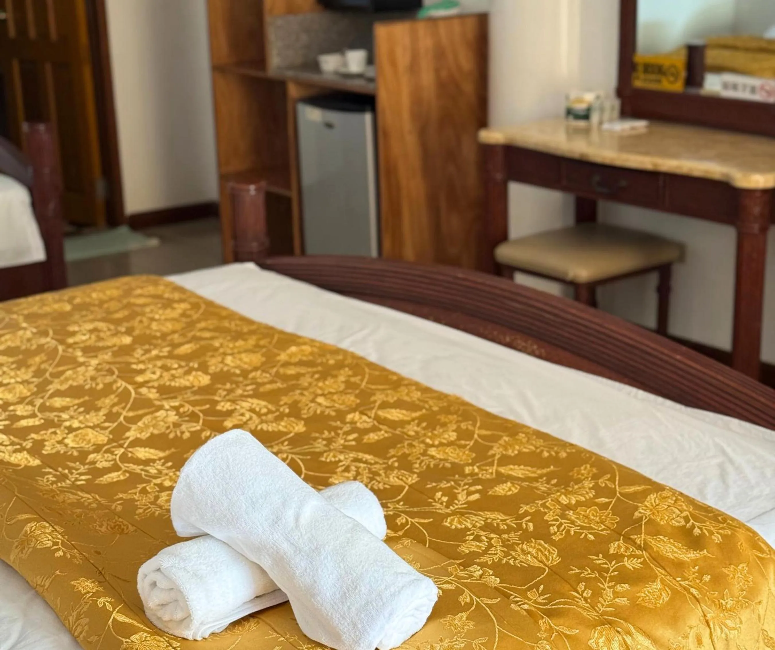 Bed in Lalaguna Beach Club & Dive Centre