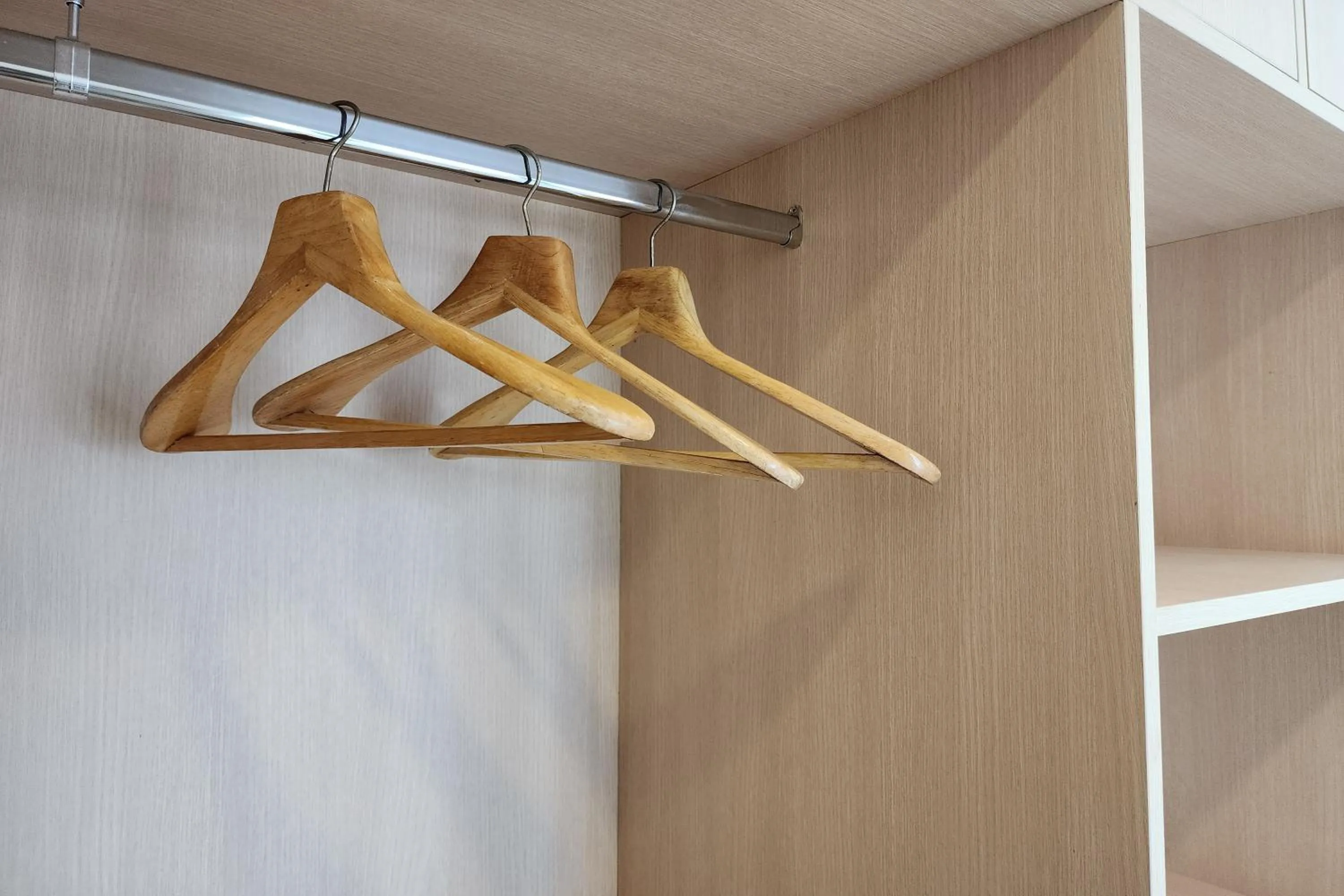 wardrobe in Arsh Boutique Hotel