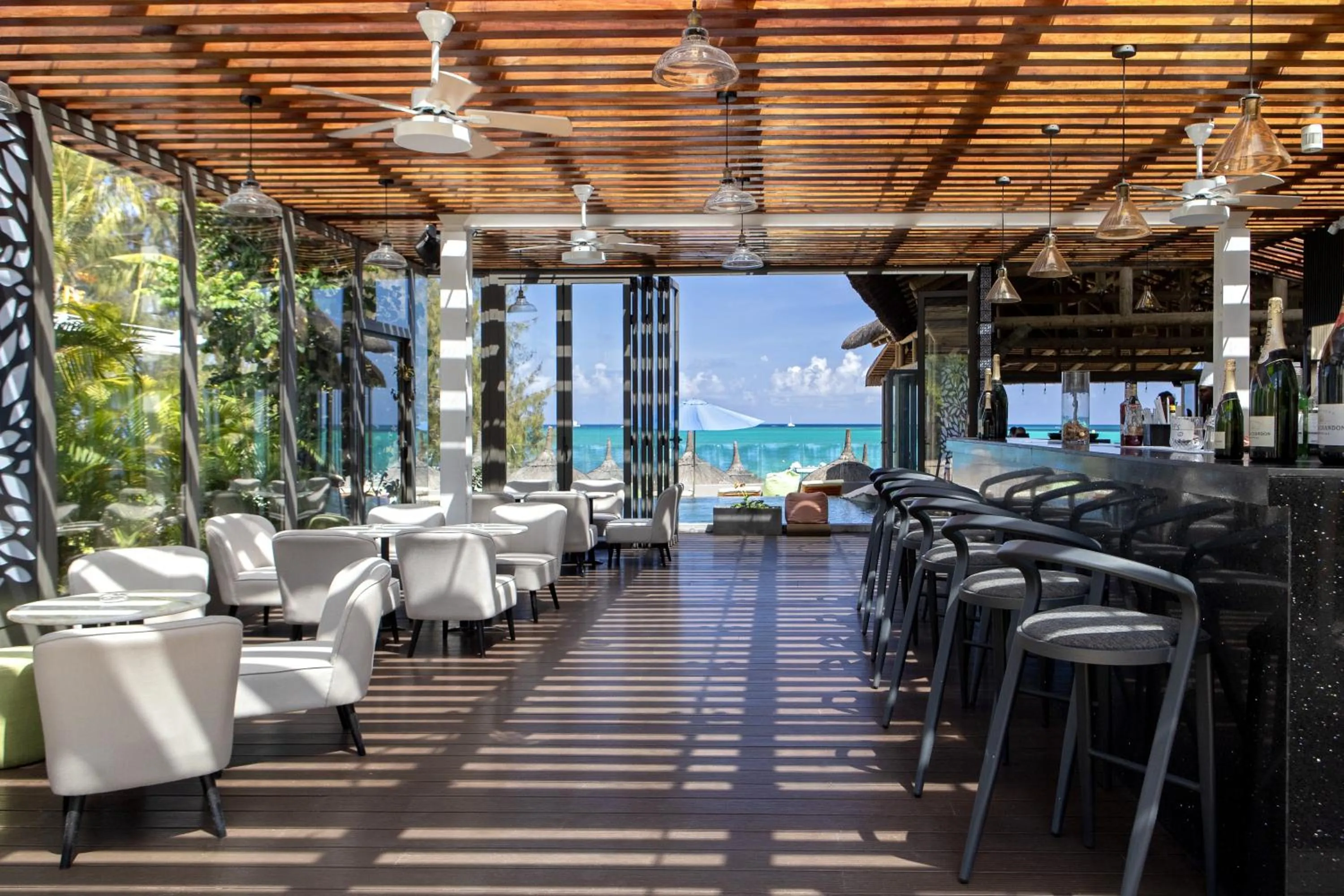 Lounge or bar in Wonders Beach Boutique Hotel