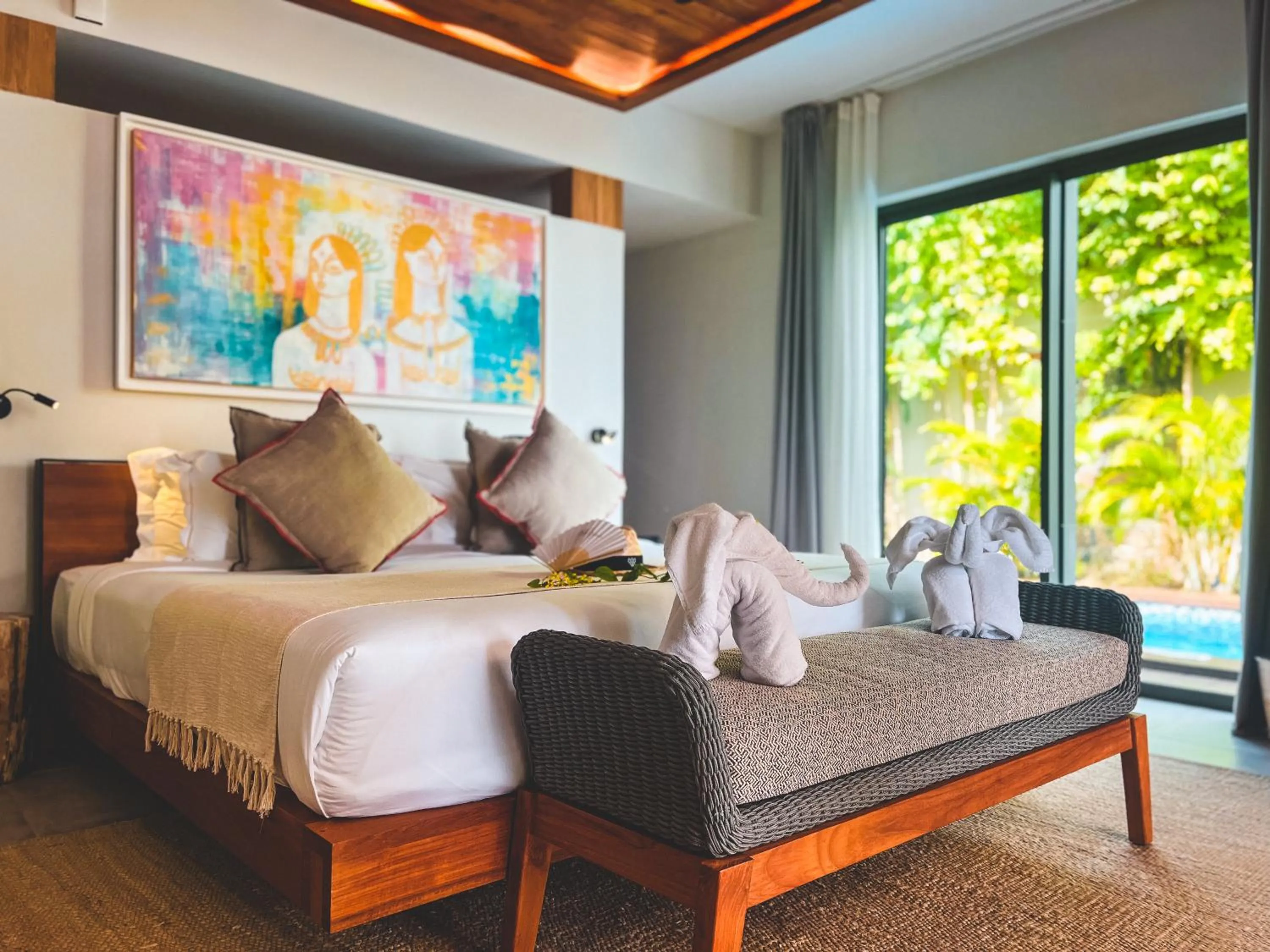 Bed in Wonders Beach Boutique Hotel