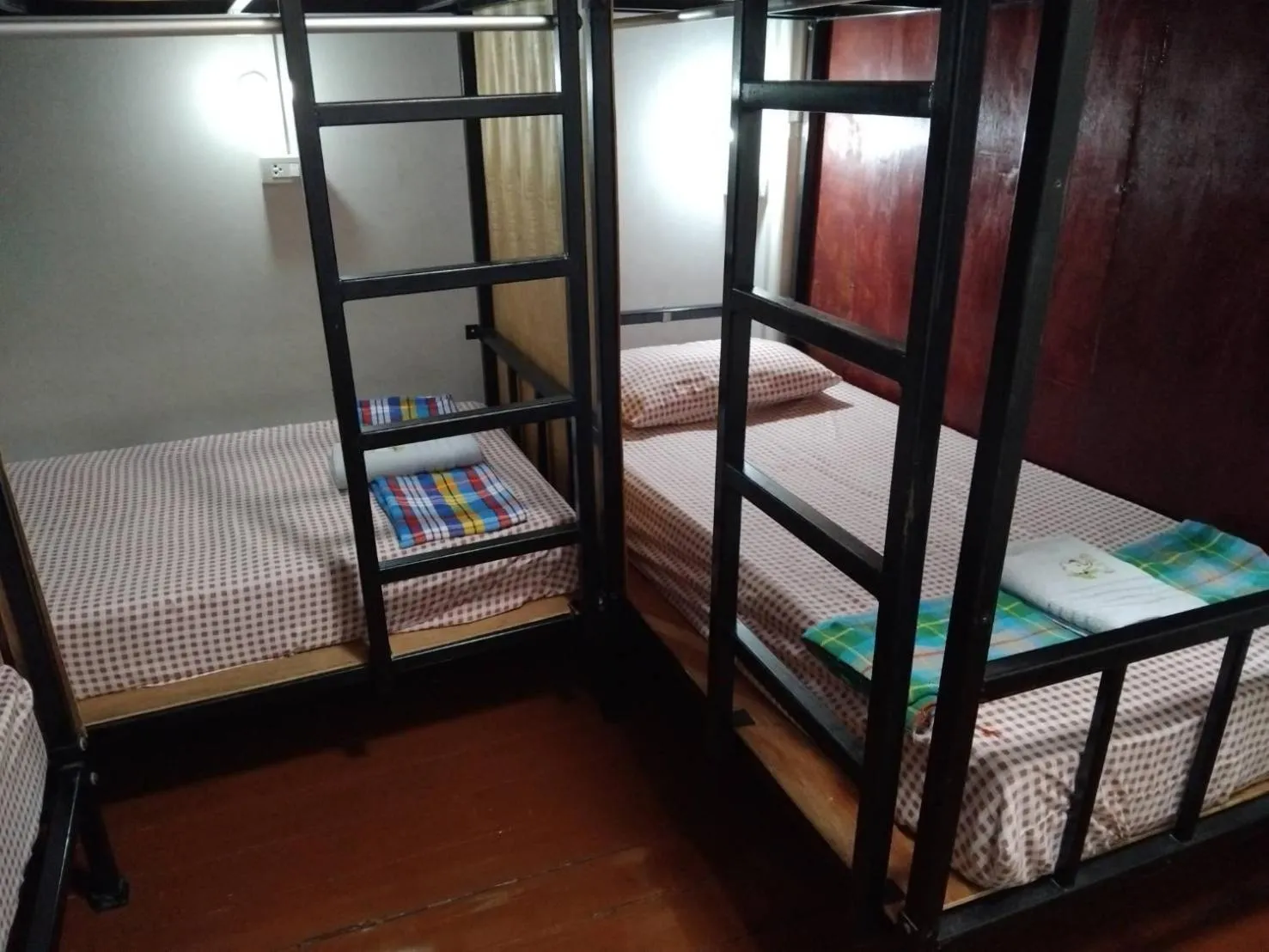 Bed in amazing khaosan hostel