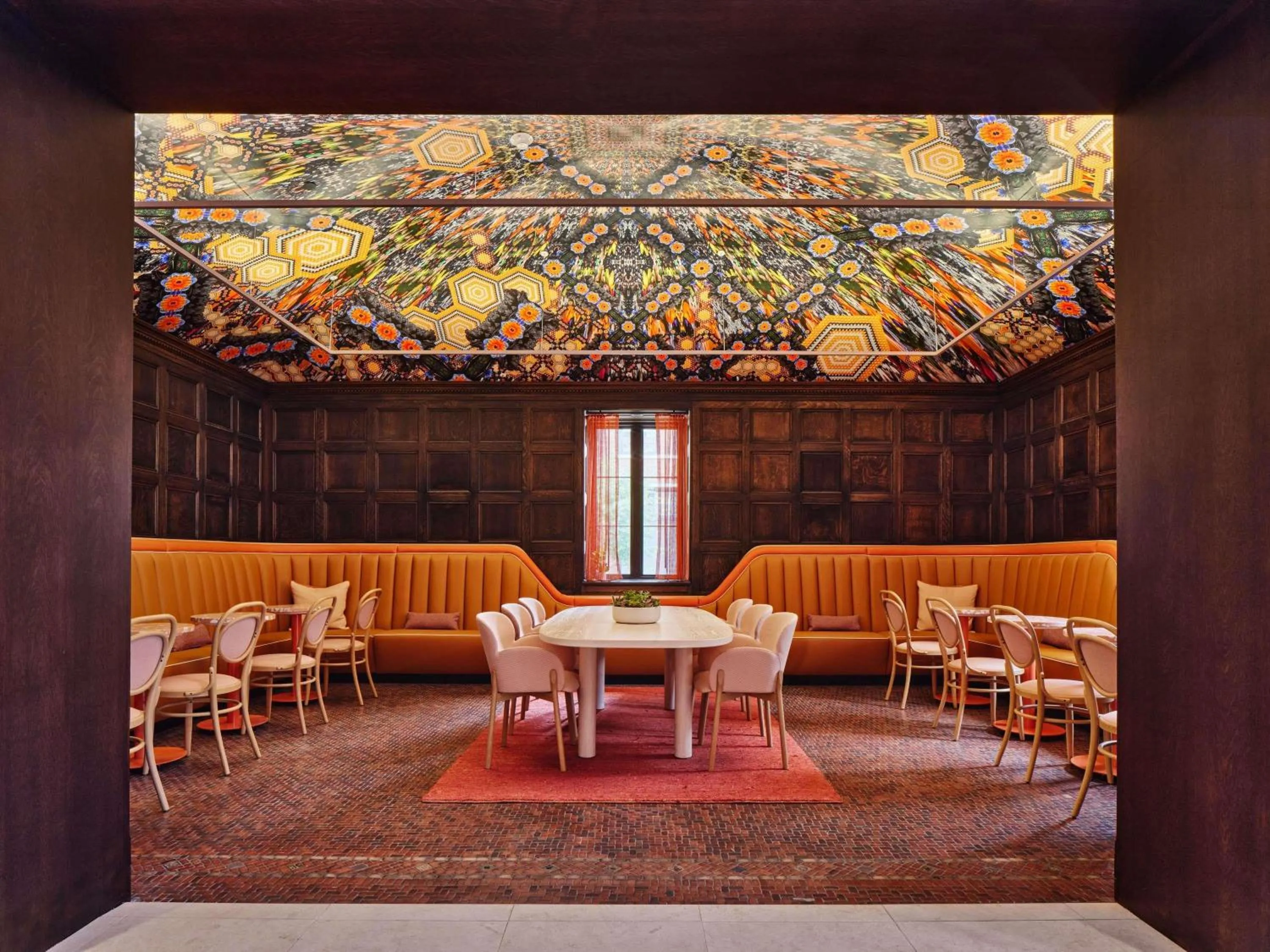 Restaurant/places to eat in 21c Museum Hotel St Louis