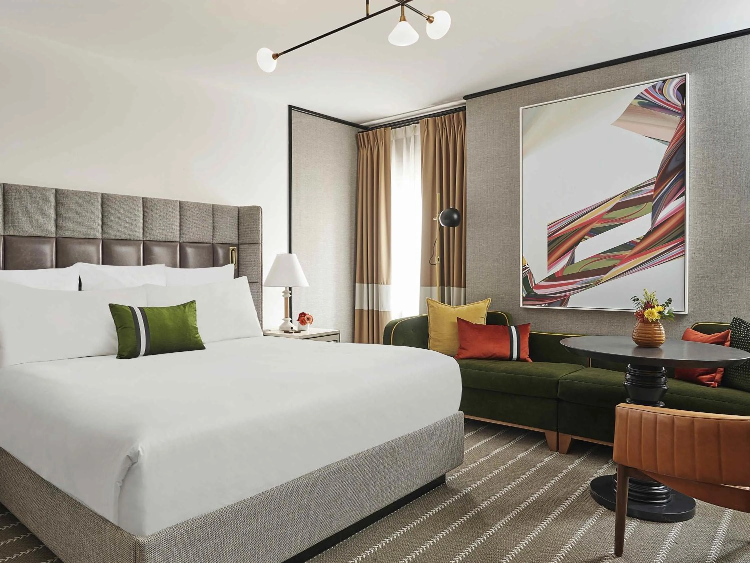 Bedroom, Bed in 21c Museum Hotel St Louis