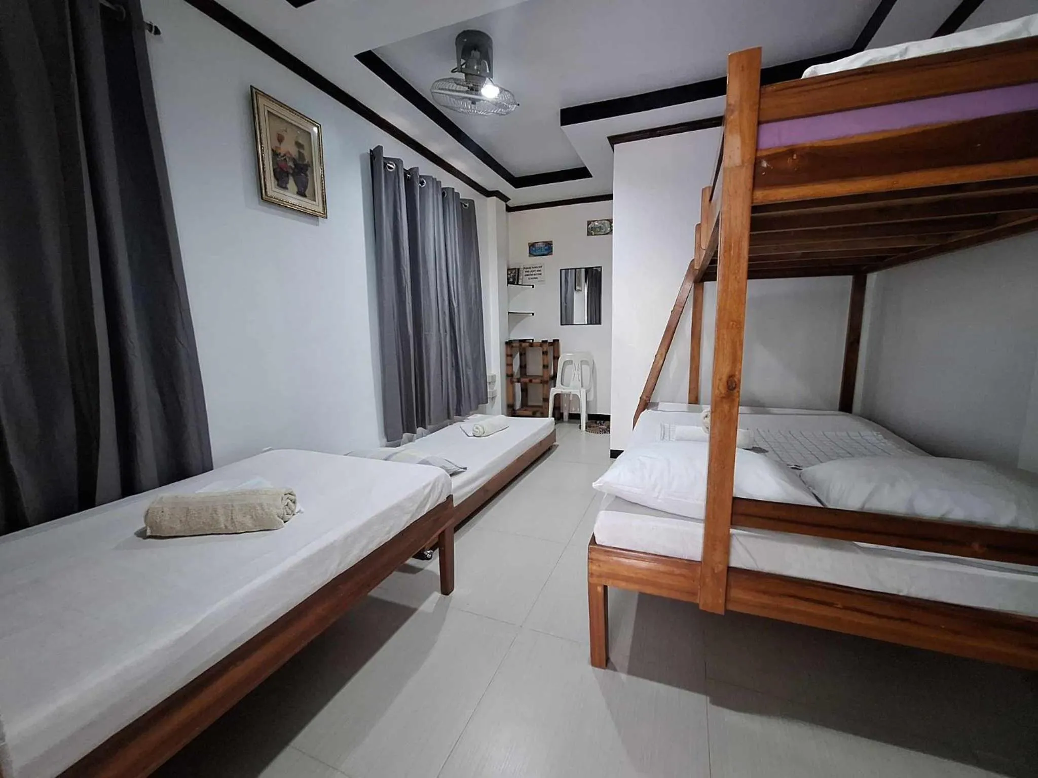 Bed in Blessed Inn Annex