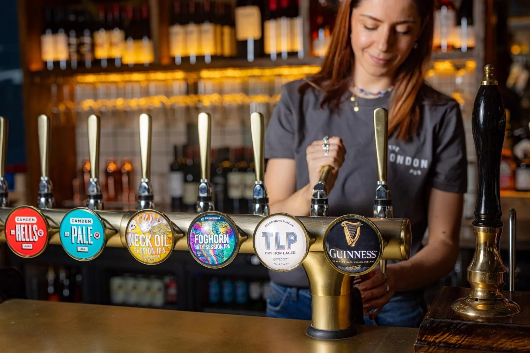 Restaurant/places to eat in Royal National Hotel