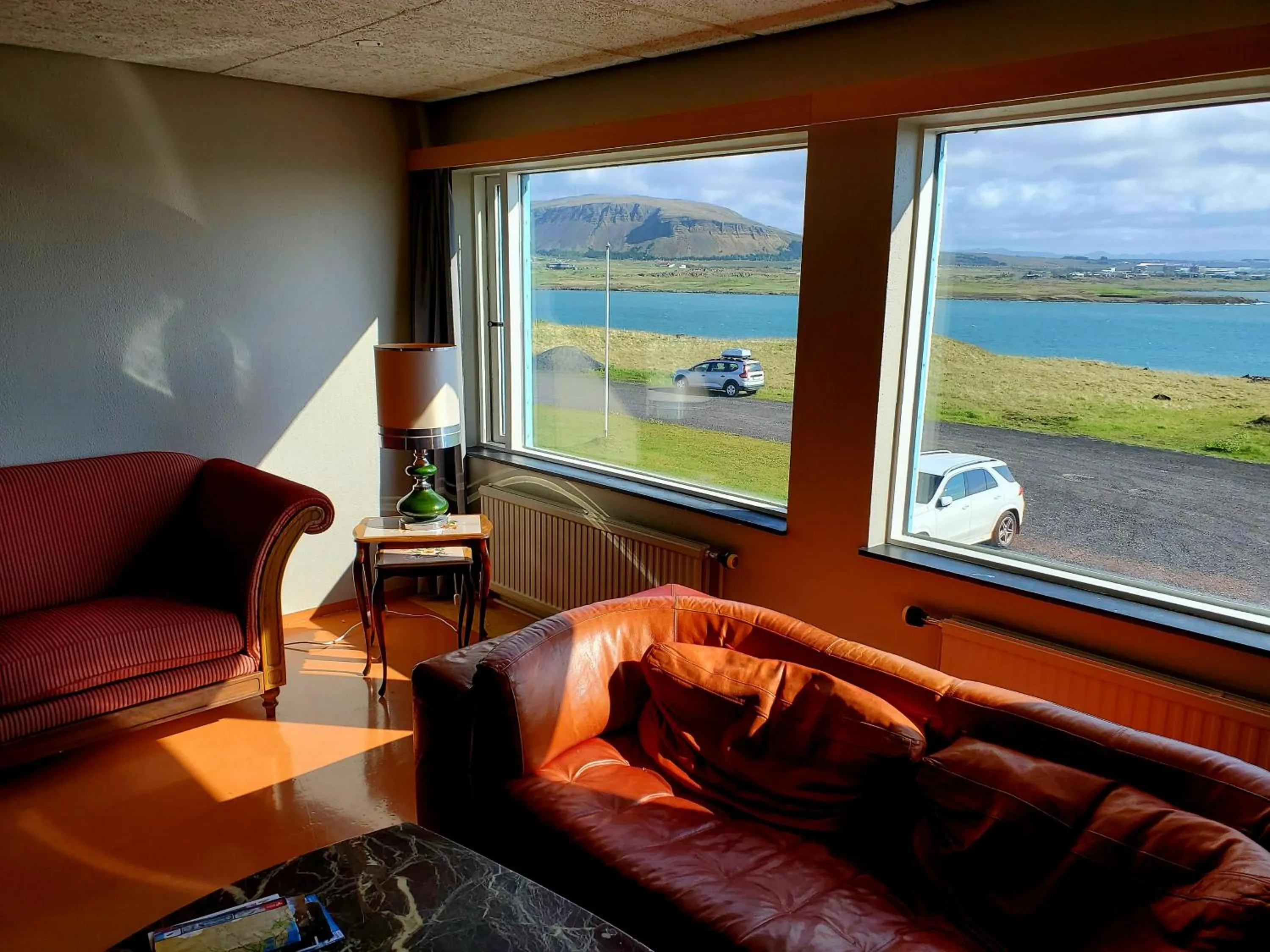 Living room in Víðines Guesthouse