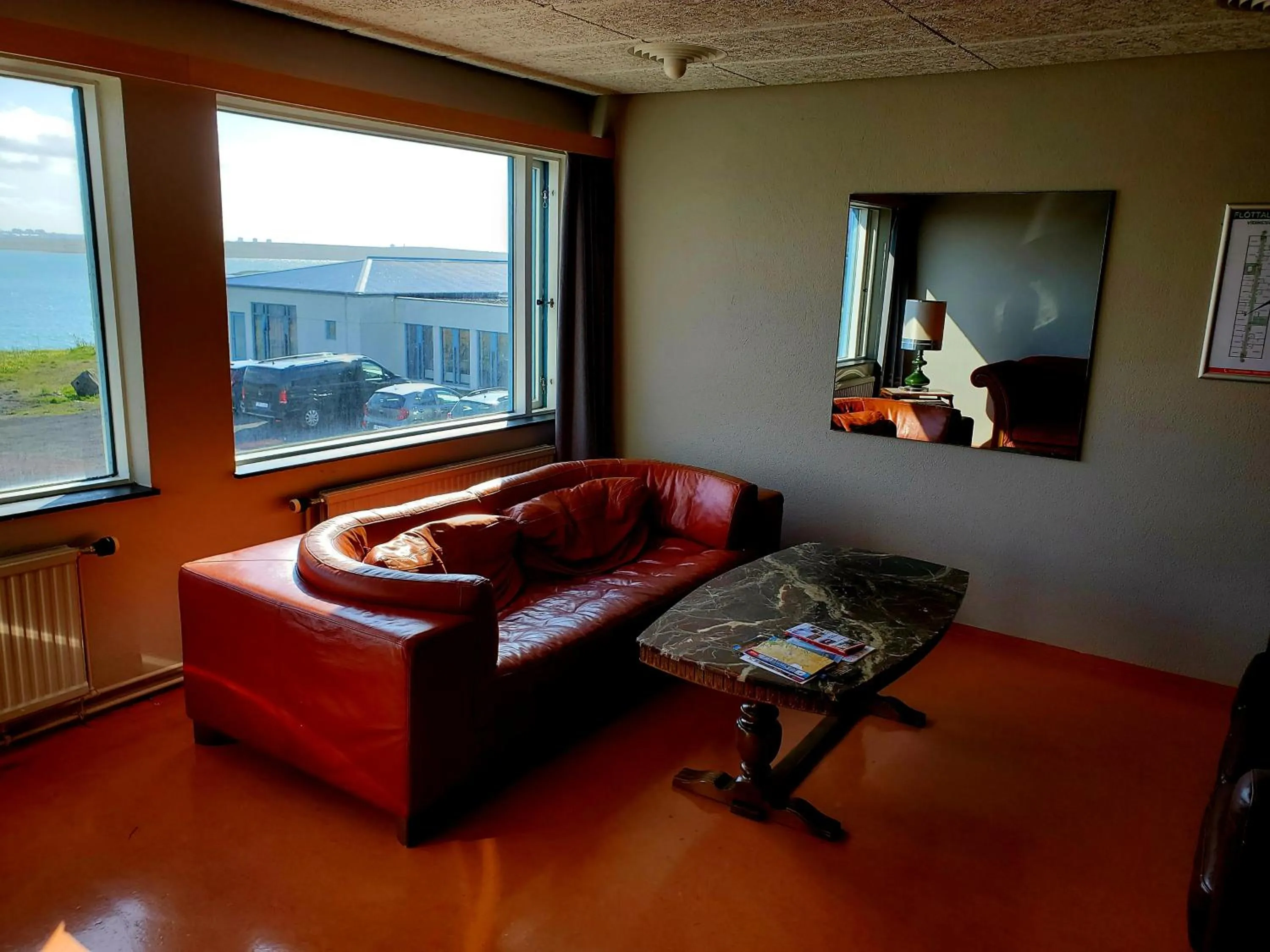 Living room in Víðines Guesthouse