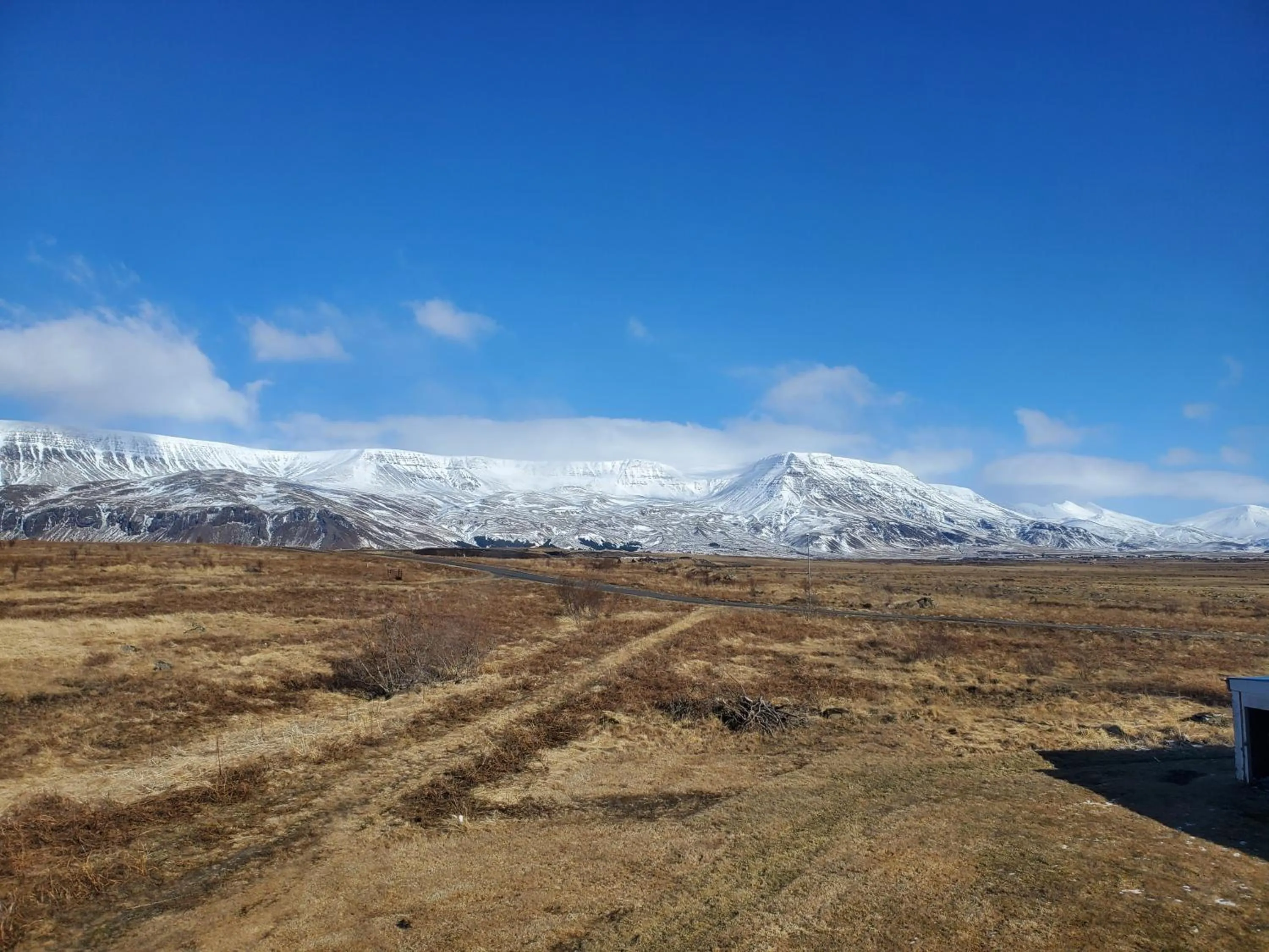 Mountain view in Víðines Guesthouse