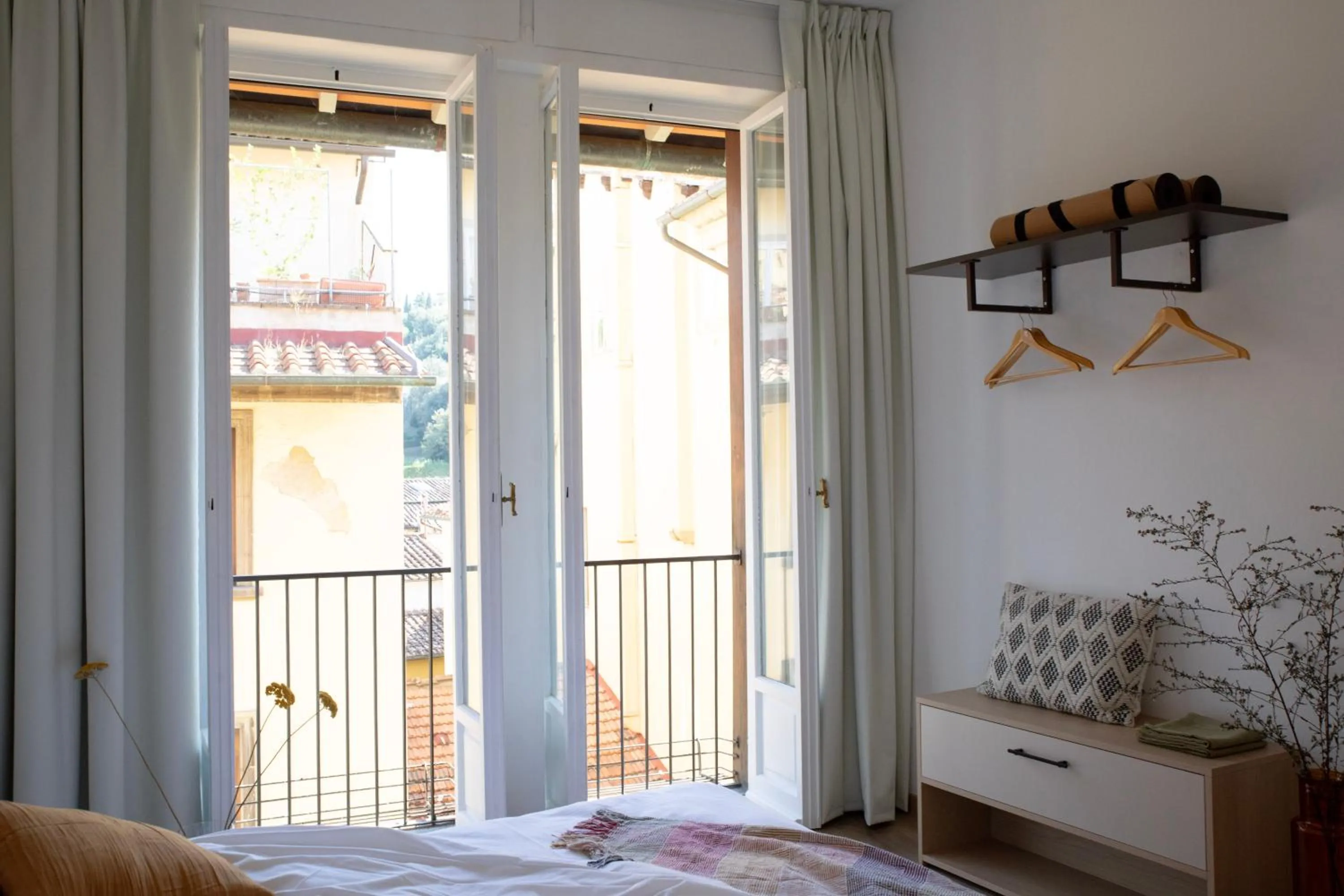 Bed in Bob W Florence Ponte Vecchio