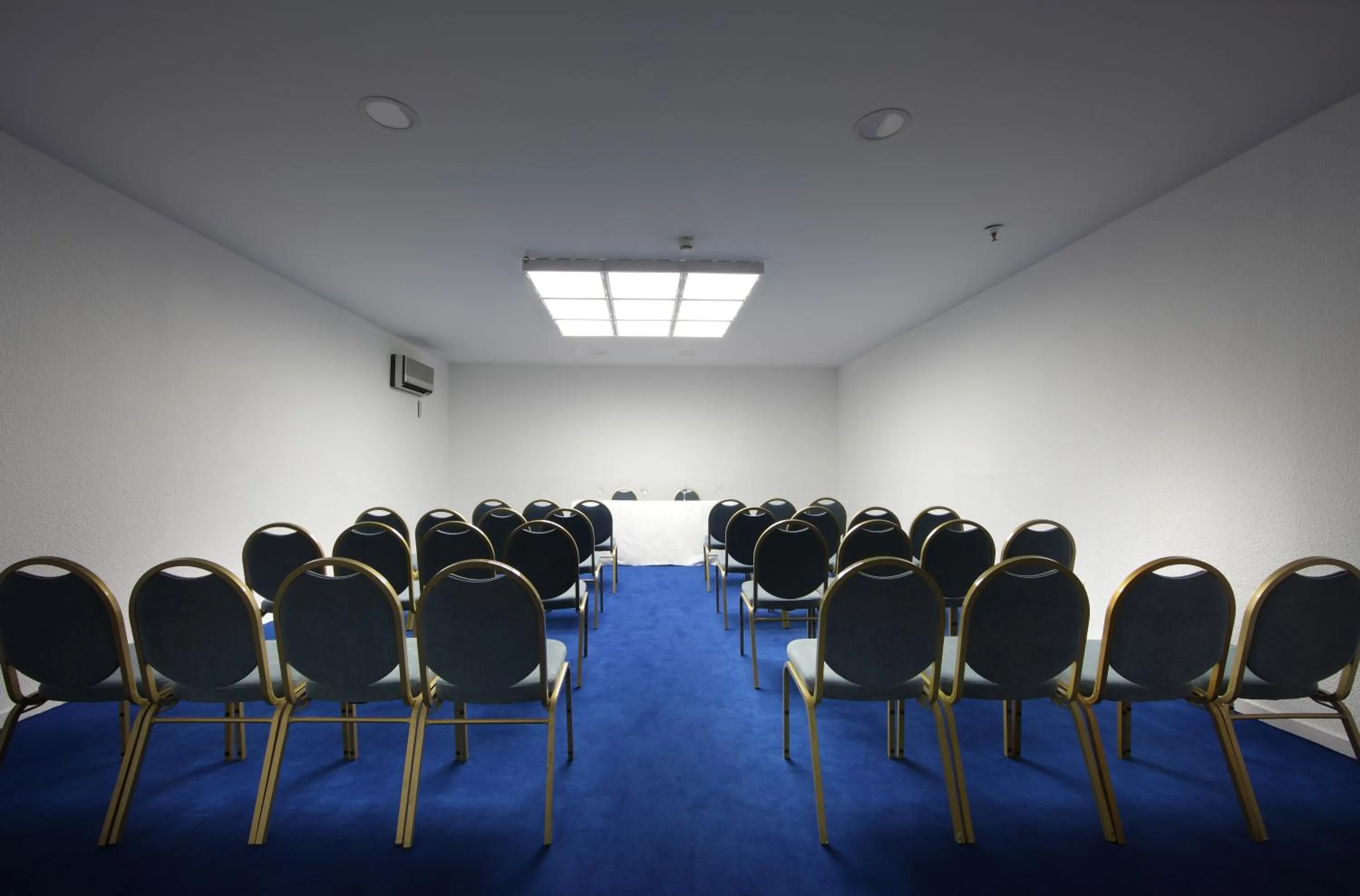 Business facilities in Hotel Abades Benacazon