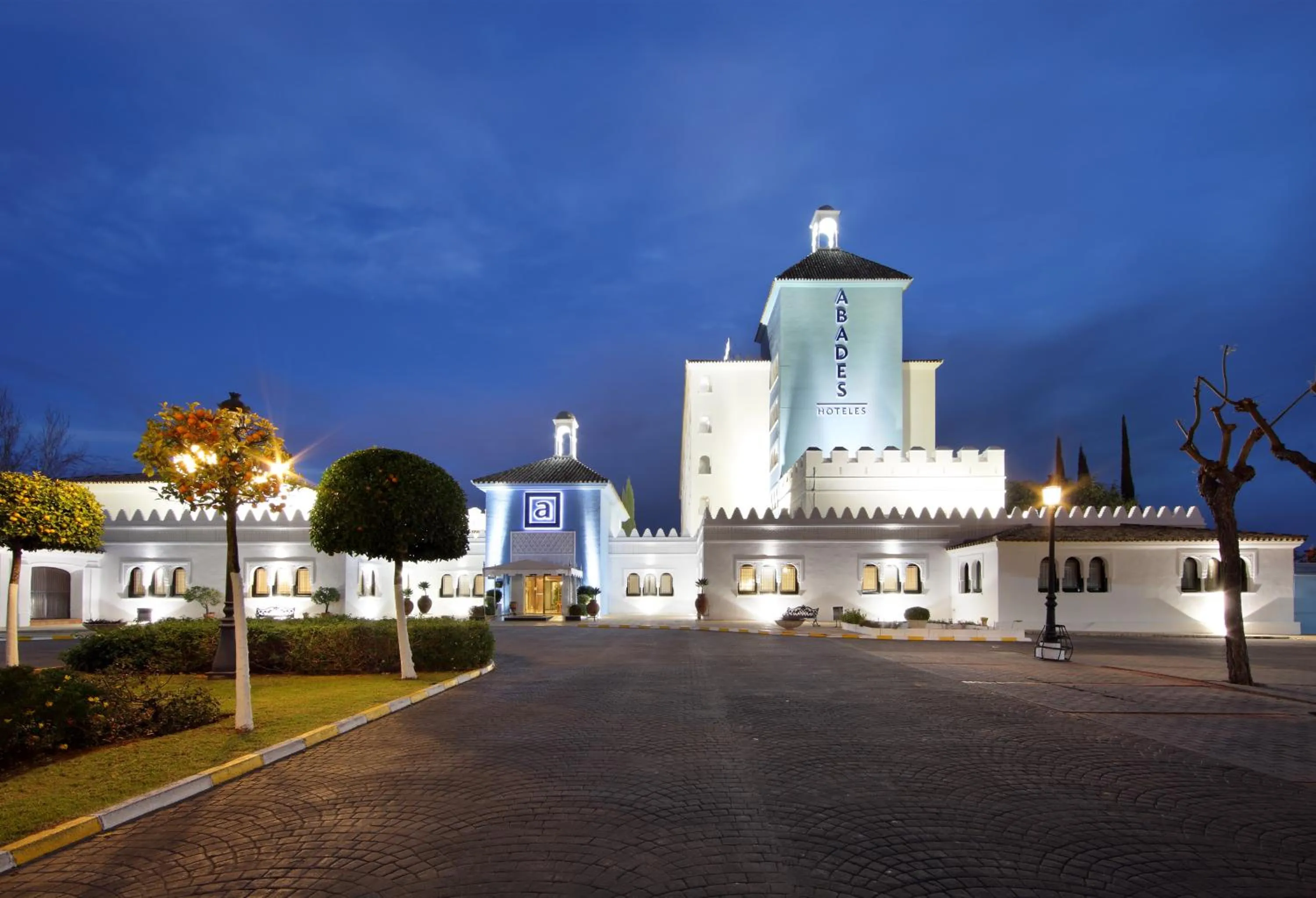 Facade/entrance in Hotel Abades Benacazon
