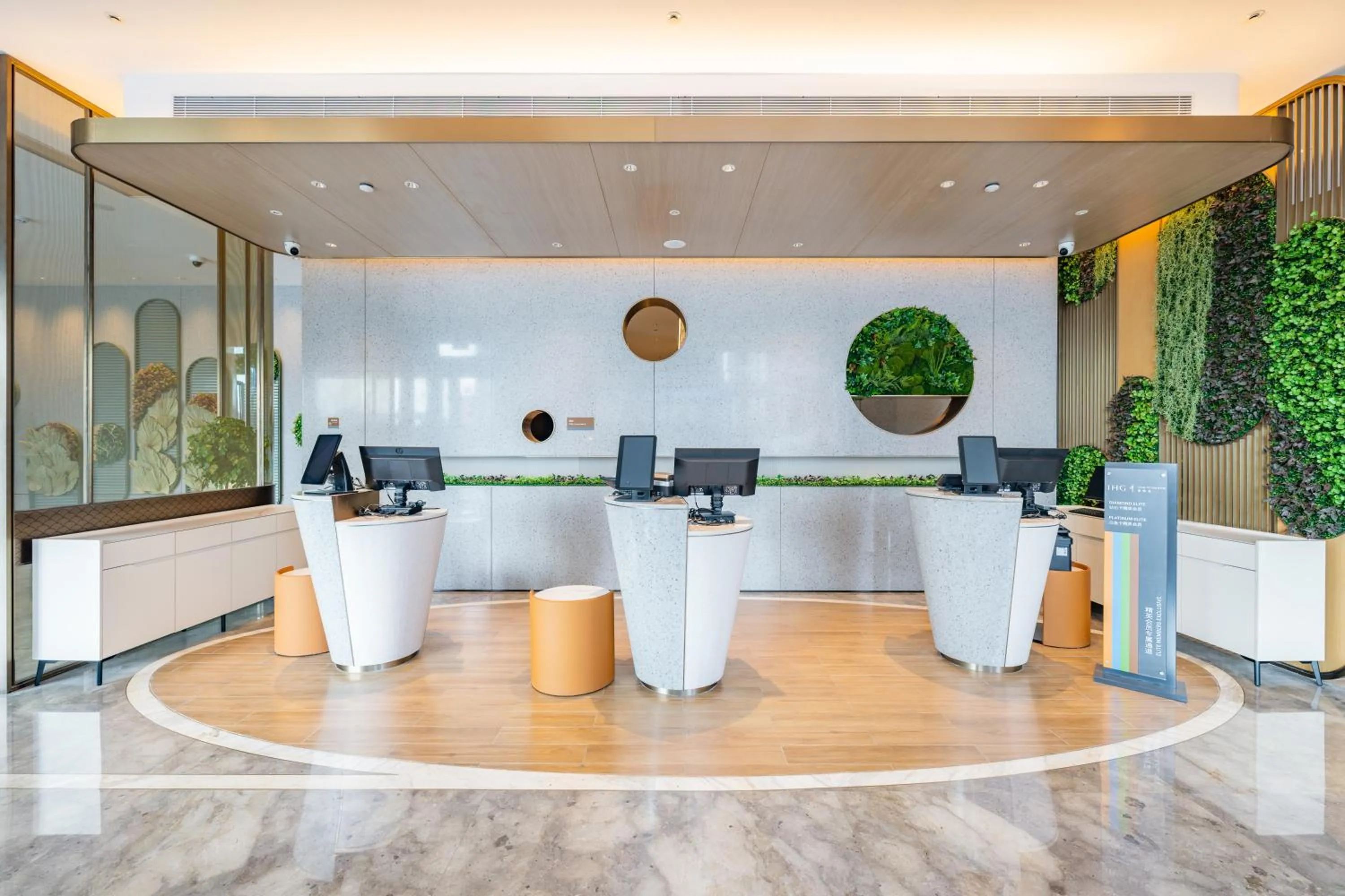 Lobby or reception in EVEN Suzhou Grand Canal by IHG