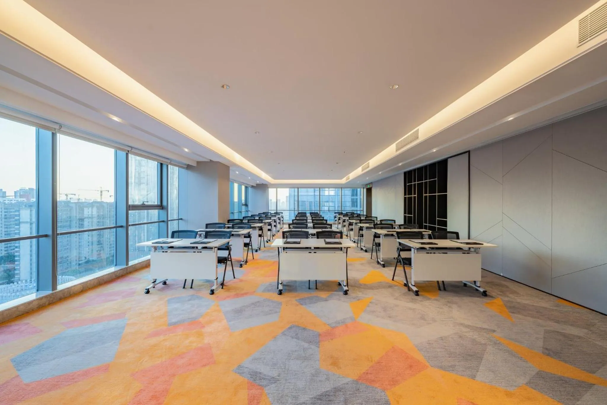 Meeting/conference room in EVEN Suzhou Grand Canal by IHG