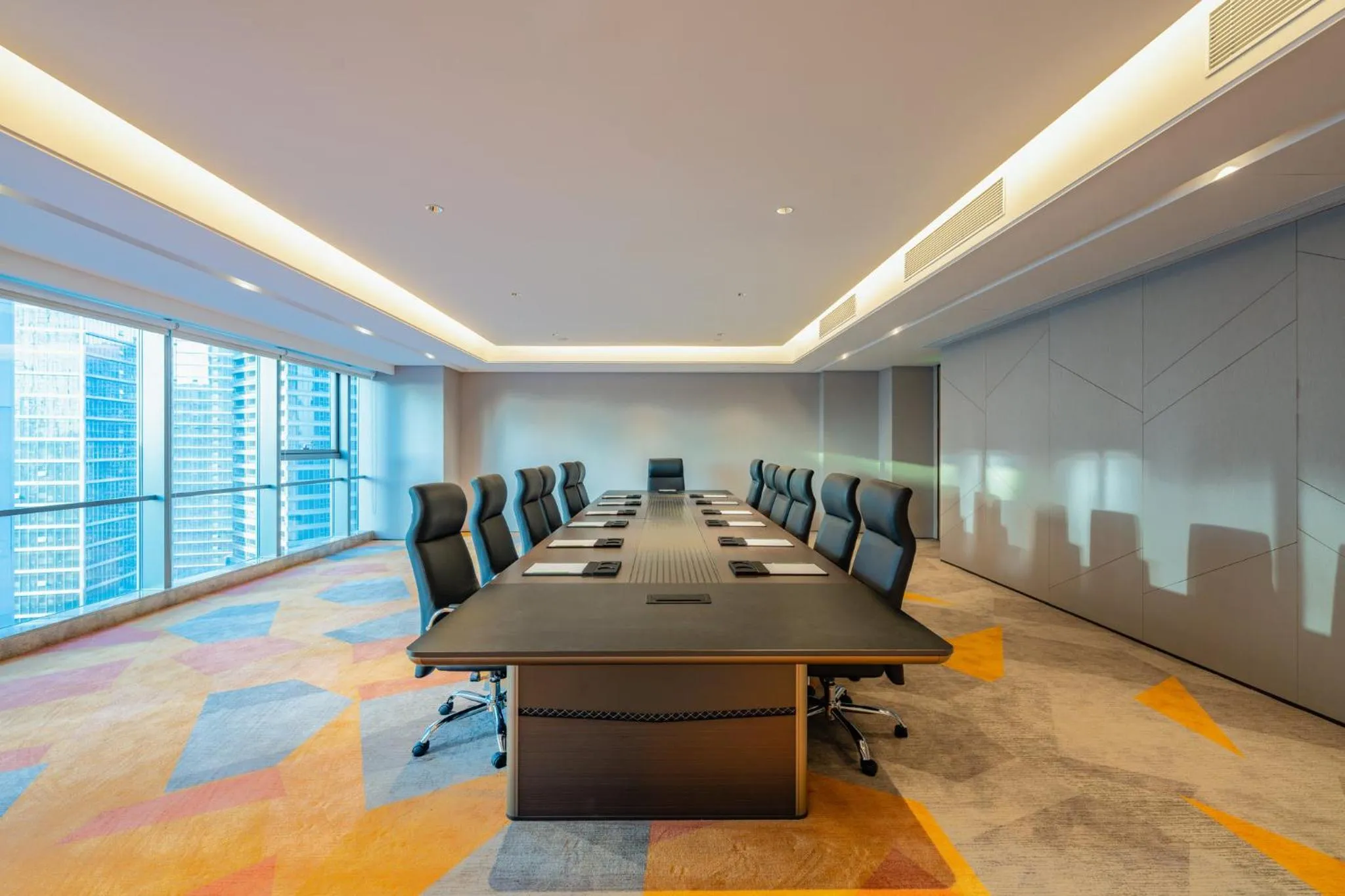 Meeting/conference room in EVEN Suzhou Grand Canal by IHG